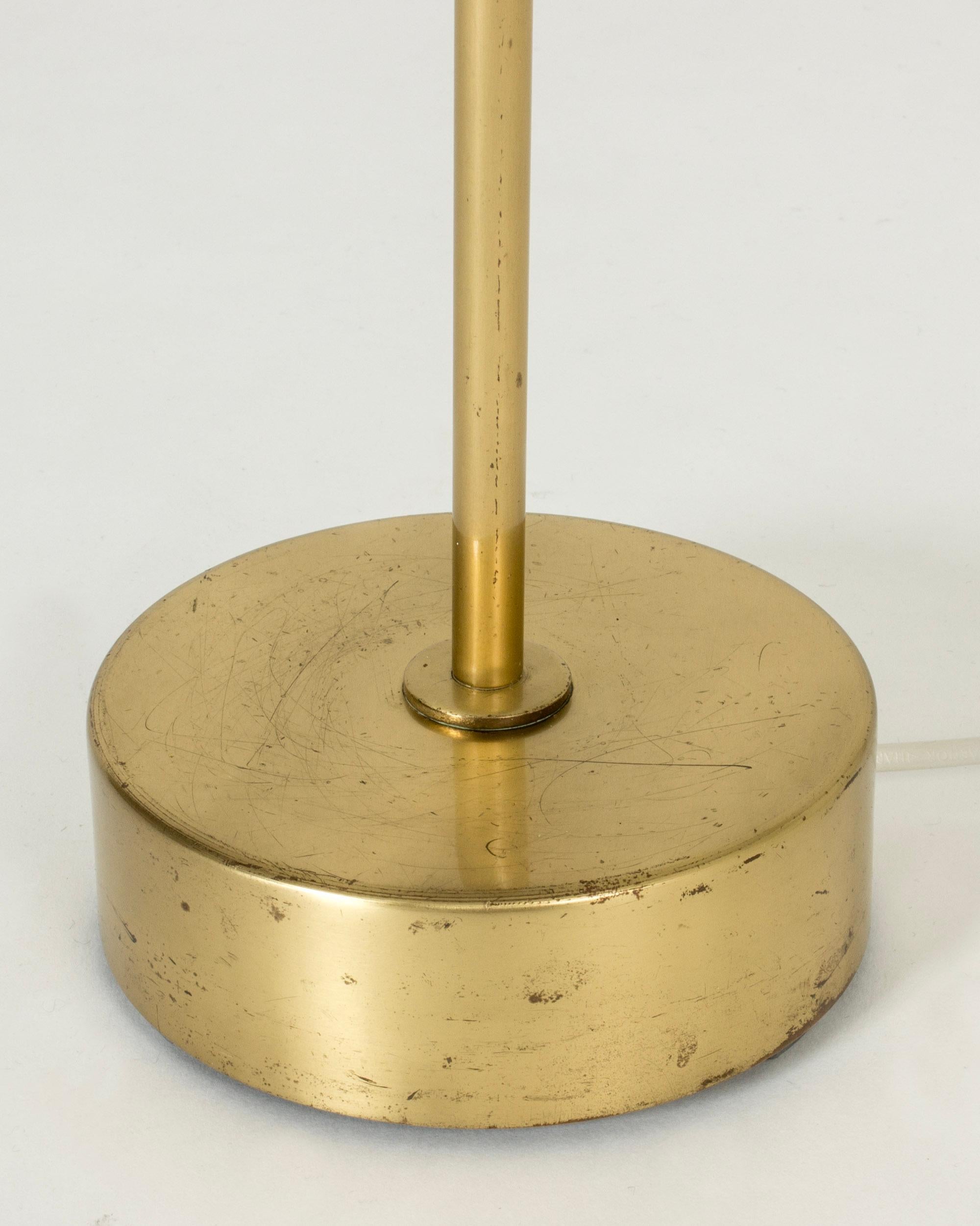 Midcentury Brass floor lamp, Philips, The Netherlands, 1950s In Good Condition For Sale In Stockholm, SE