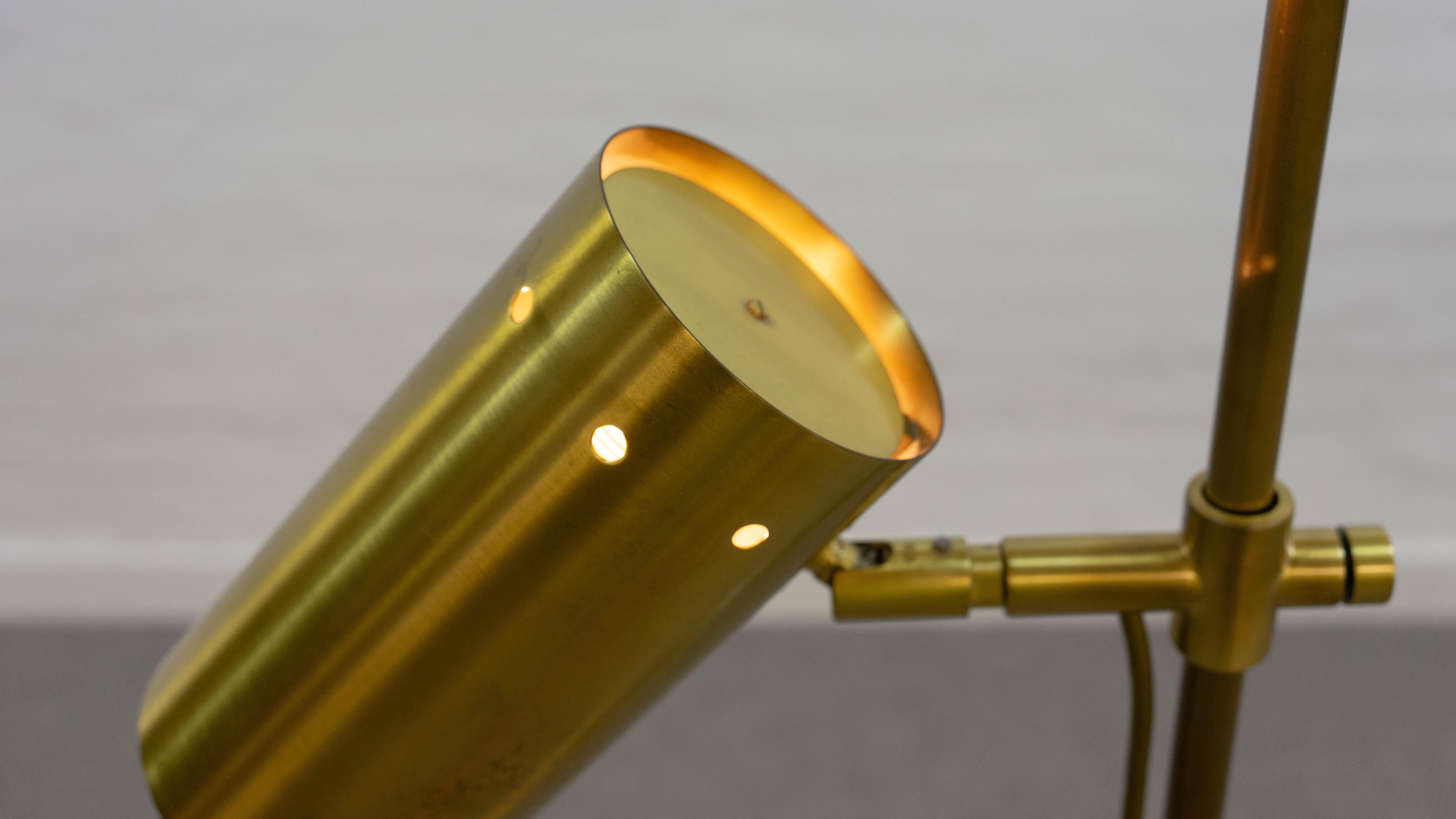 Midcentury Brass Floorlamp / Spot, 60s For Sale 8