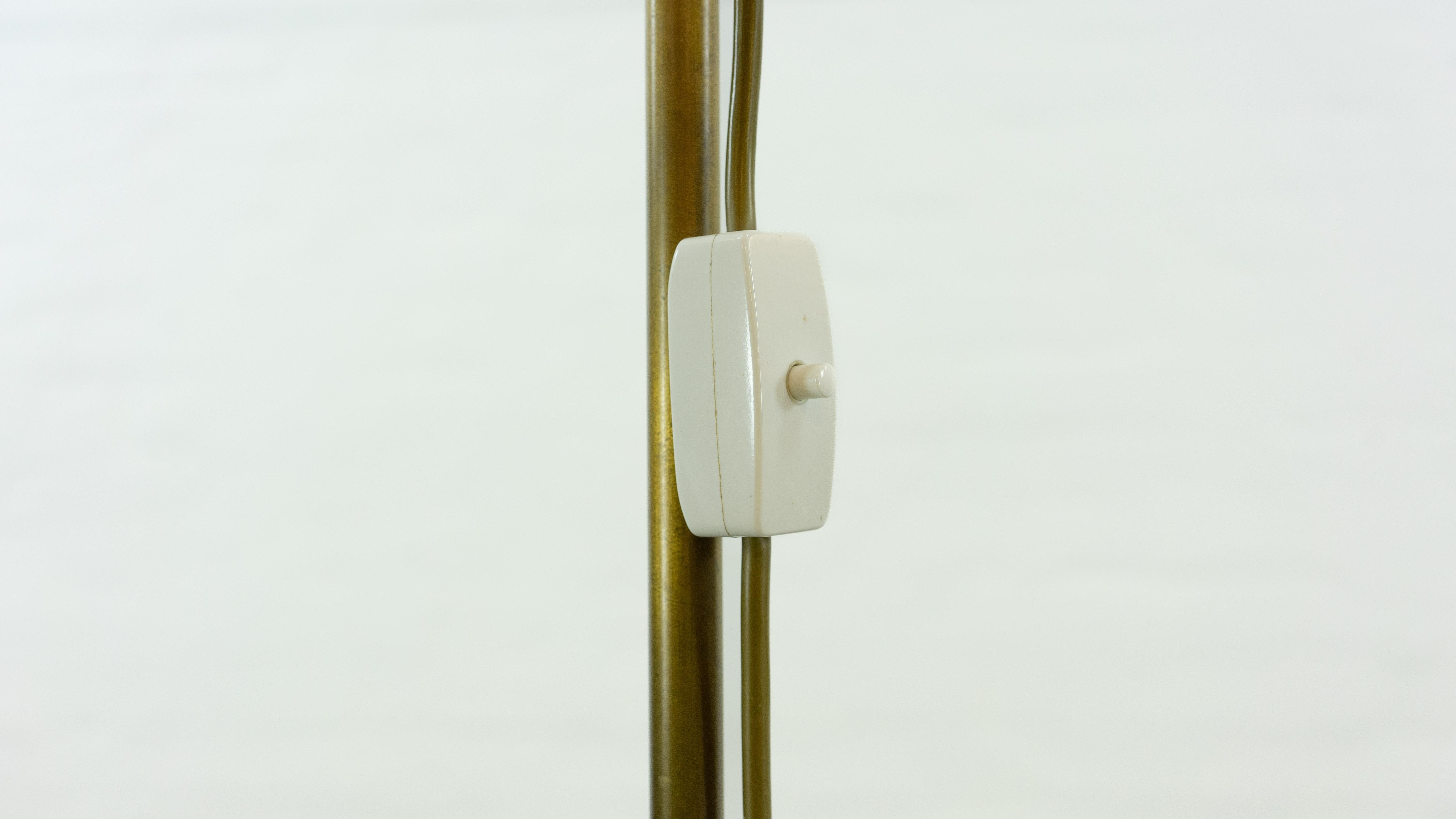Midcentury Brass Floorlamp / Spot, 60s For Sale 13