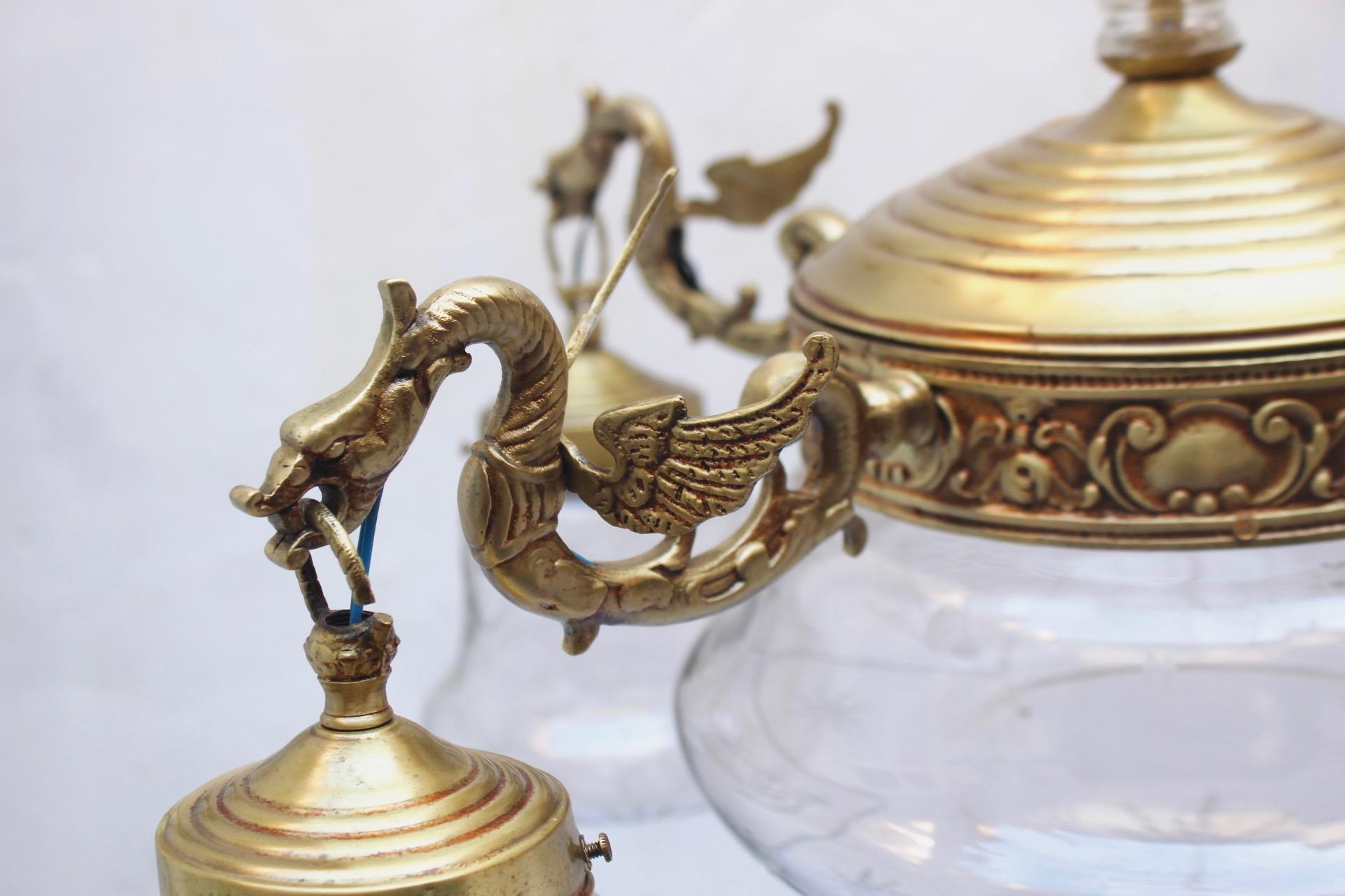Midcentury Brass and Glass Five Lights Dragon Chandelier, 1950s For Sale 4