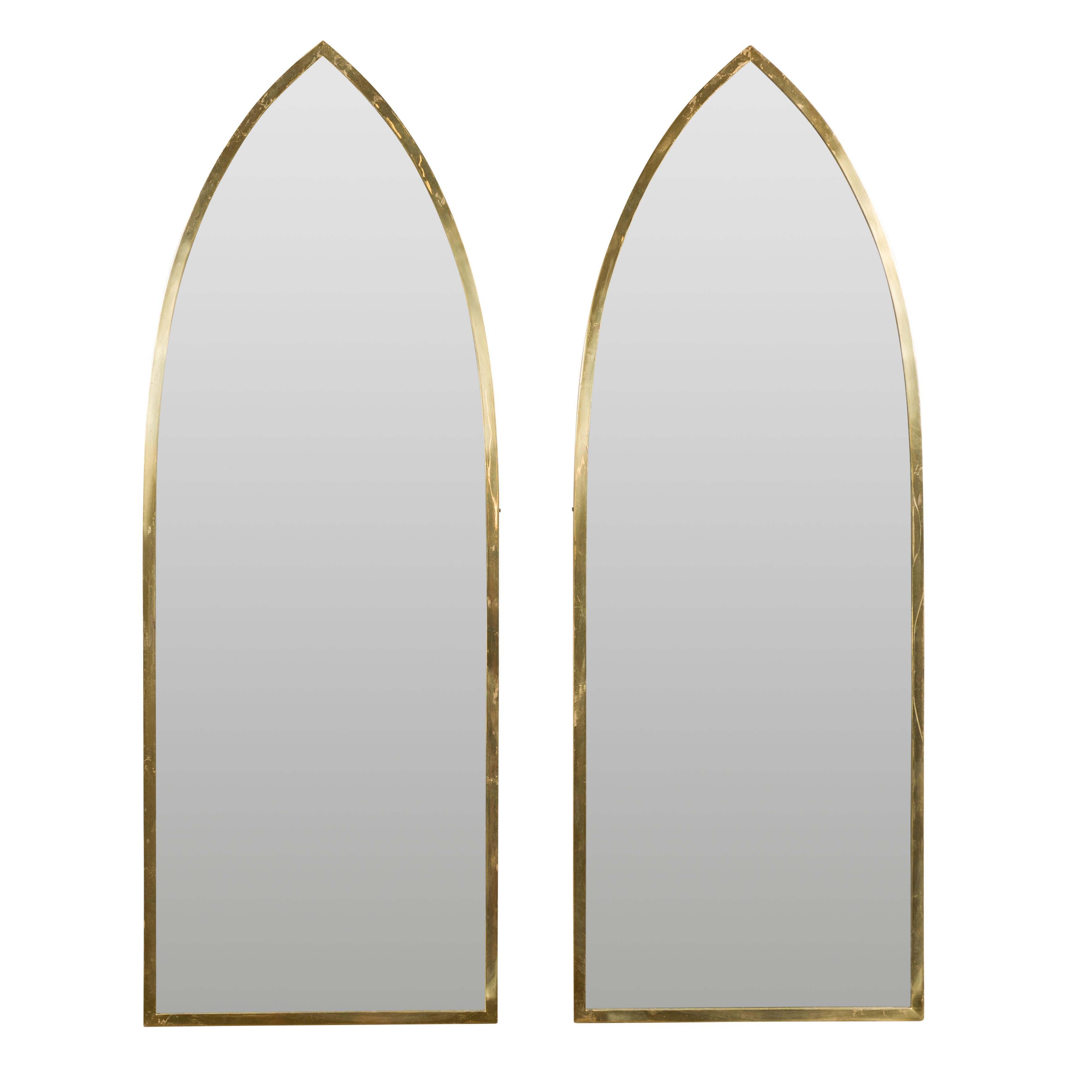 Midcentury Brass Gothic Style Golden Broken Arch Spiegel, ein Paar im Angebot 5