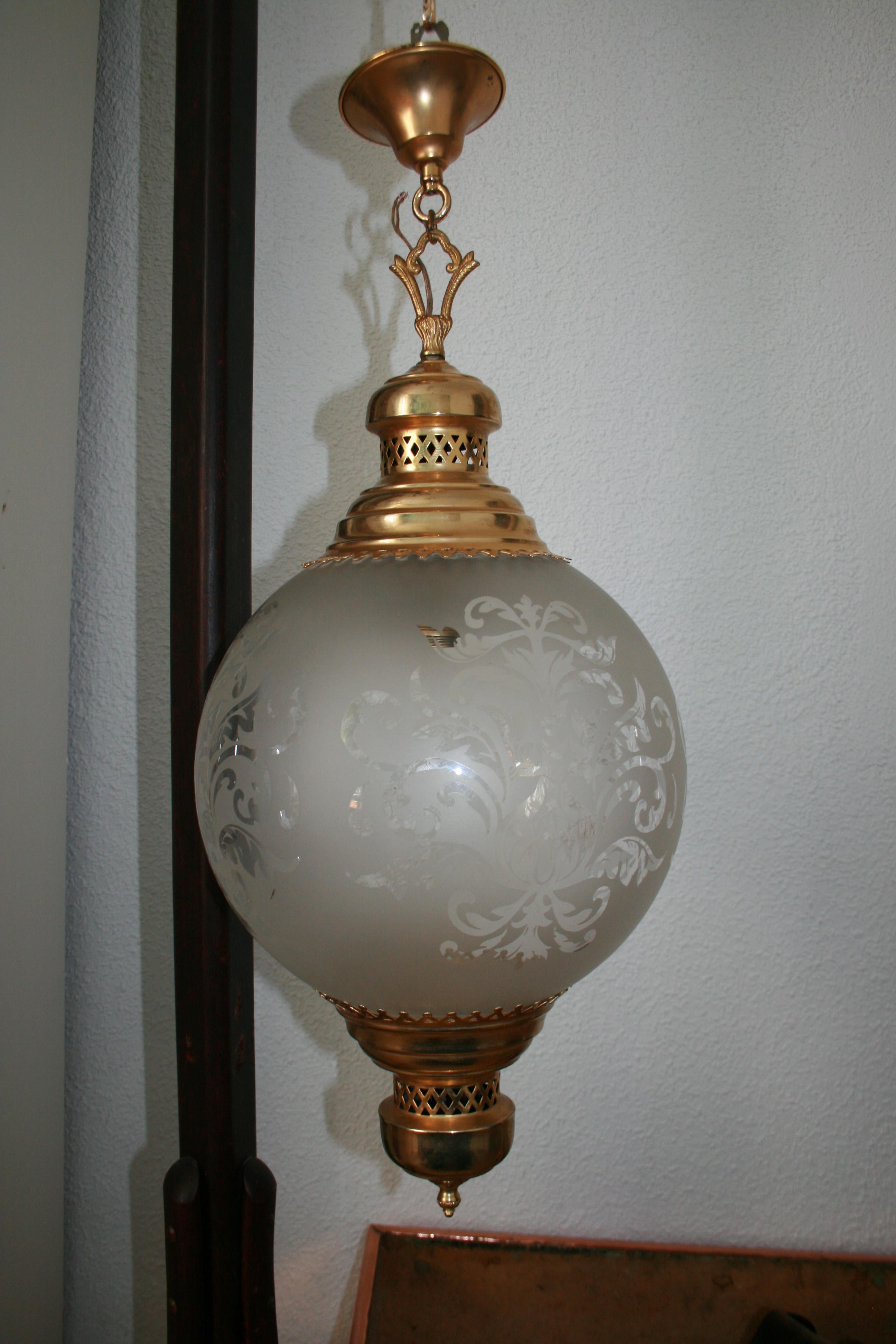 Midcentury Brass Lantern and Engraved Crystal Globe, Italy, 1950s 9