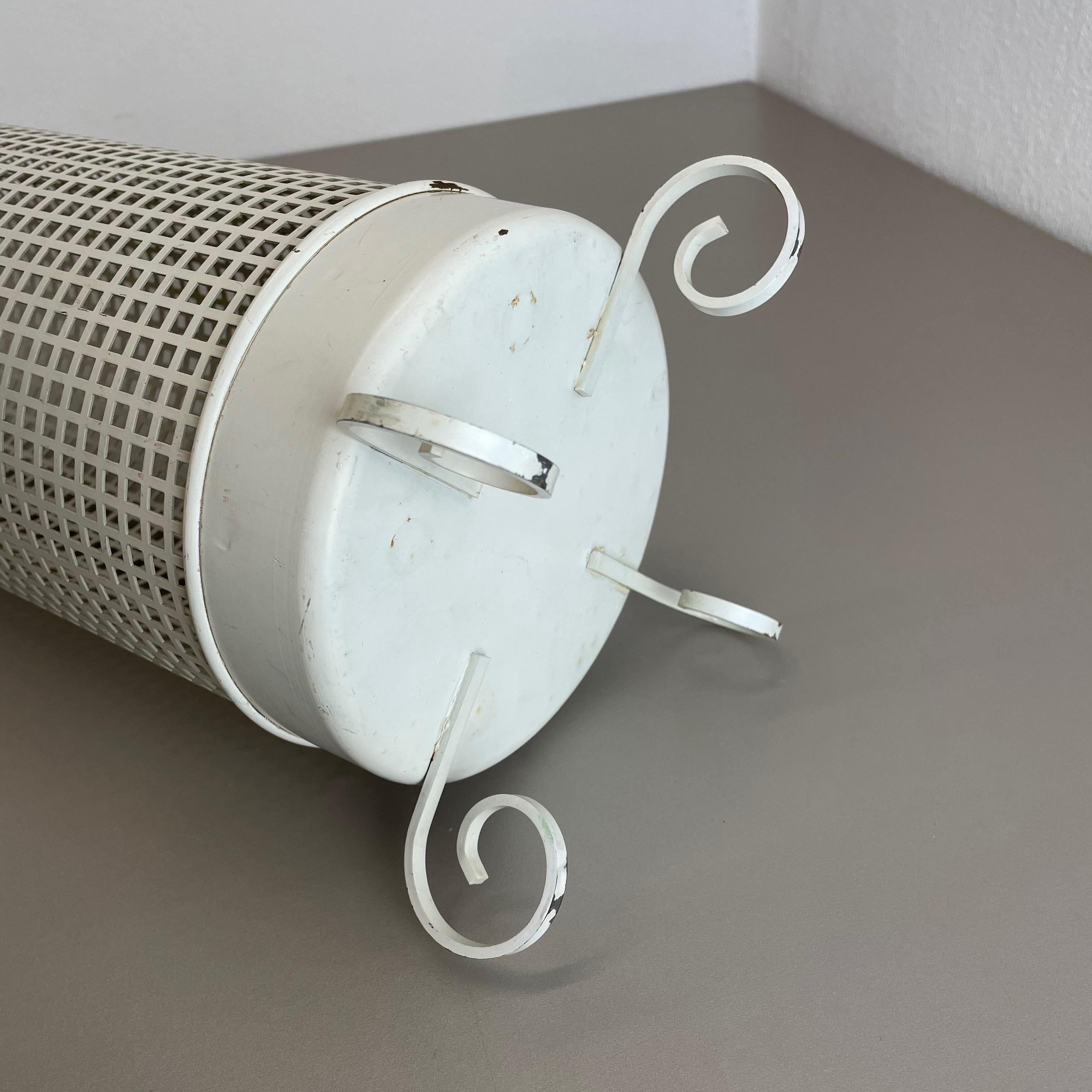 Porte-parapluies de style Hollywood Regency en laiton Matgot du milieu du siècle, France, années 1950 en vente 7