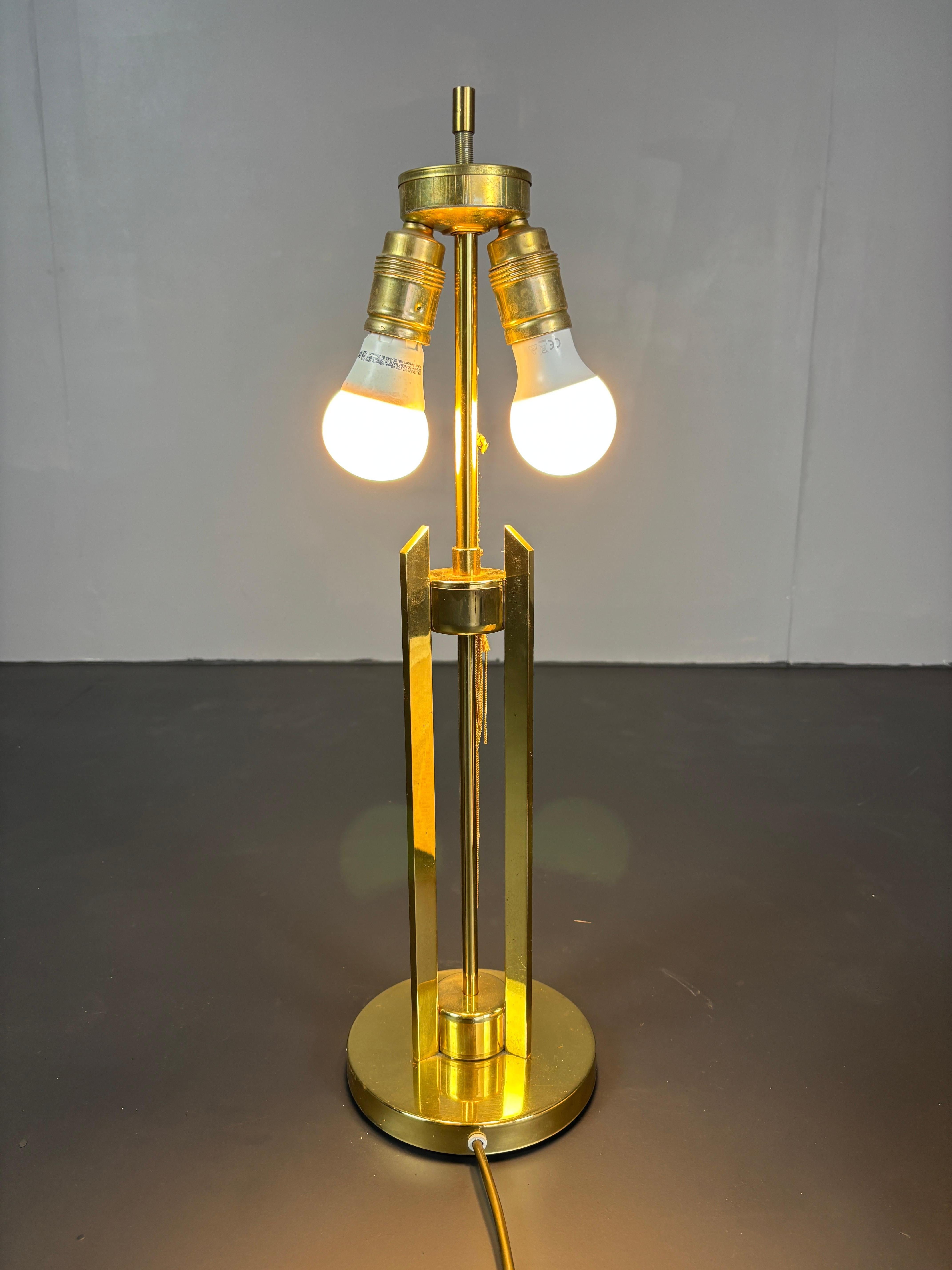 Lampe de table à champignon en laiton du milieu du siècle, Autriche, années 1960-1970 en vente 1