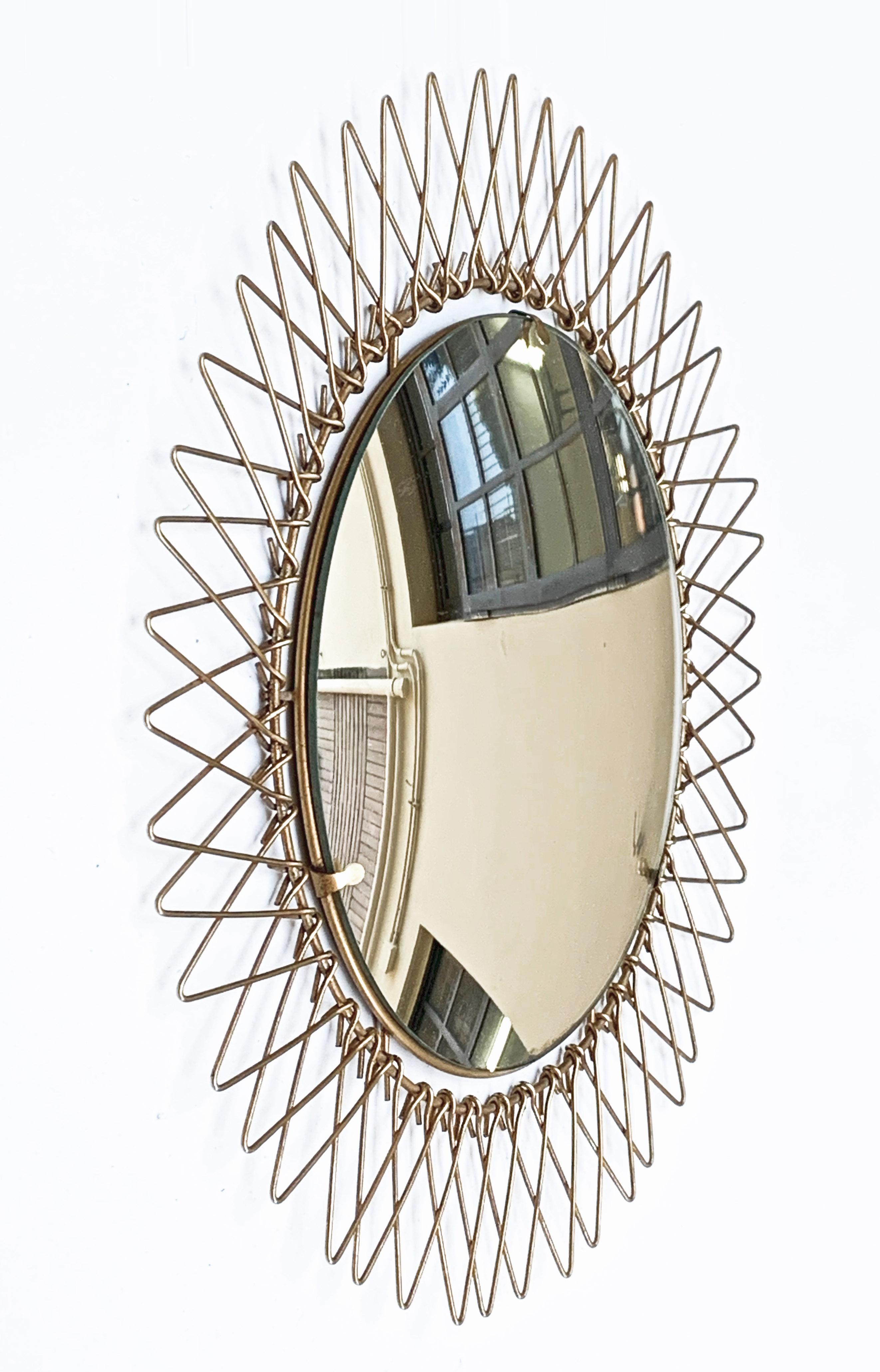 20th Century Midcentury Brass Round French Sunburst Adjustable Wall Mirror, Late 1970s For Sale
