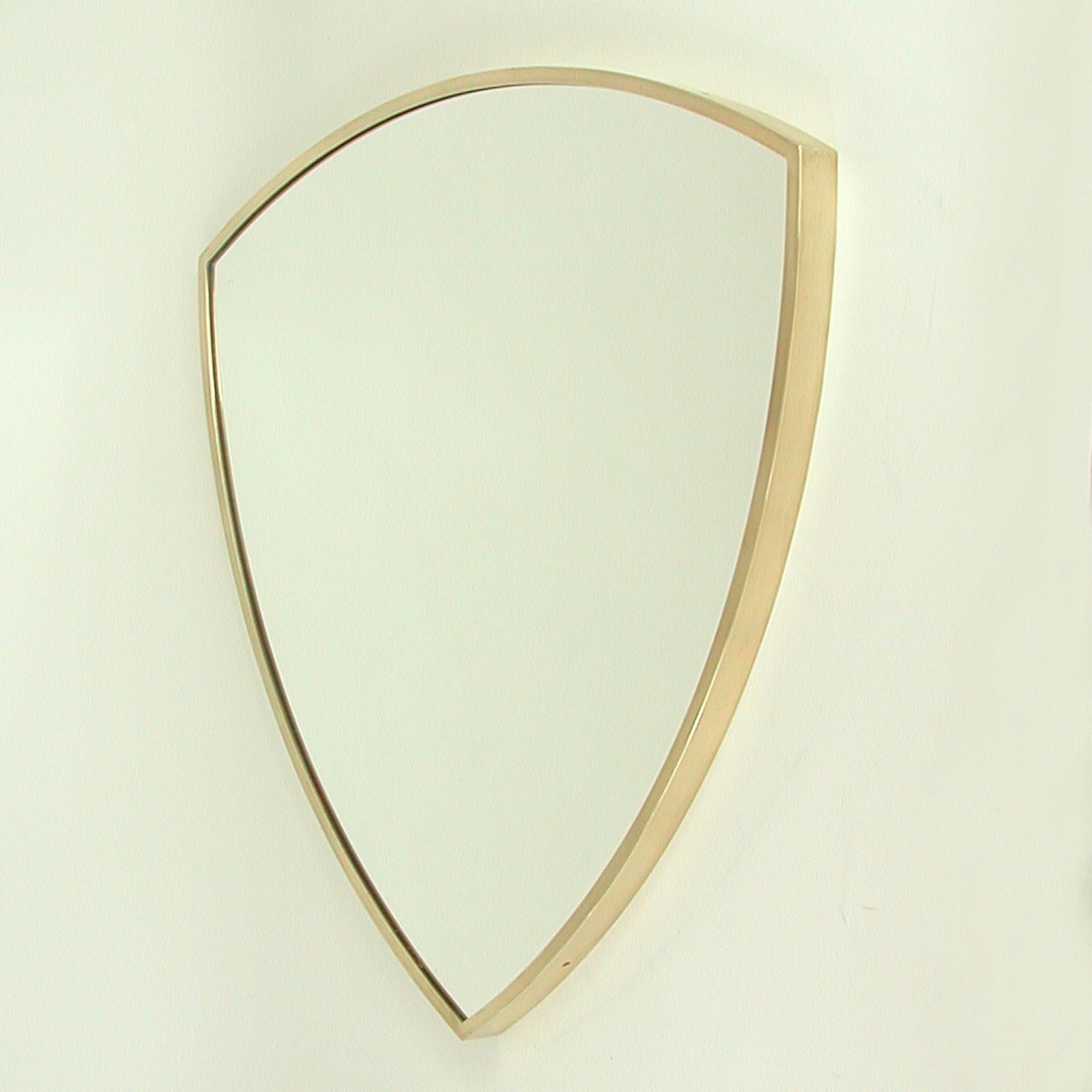 Mid-Century Modern Midcentury Brass Shield Shaped Wall Mirror, Gio Ponti Style, Italy 1950s For Sale