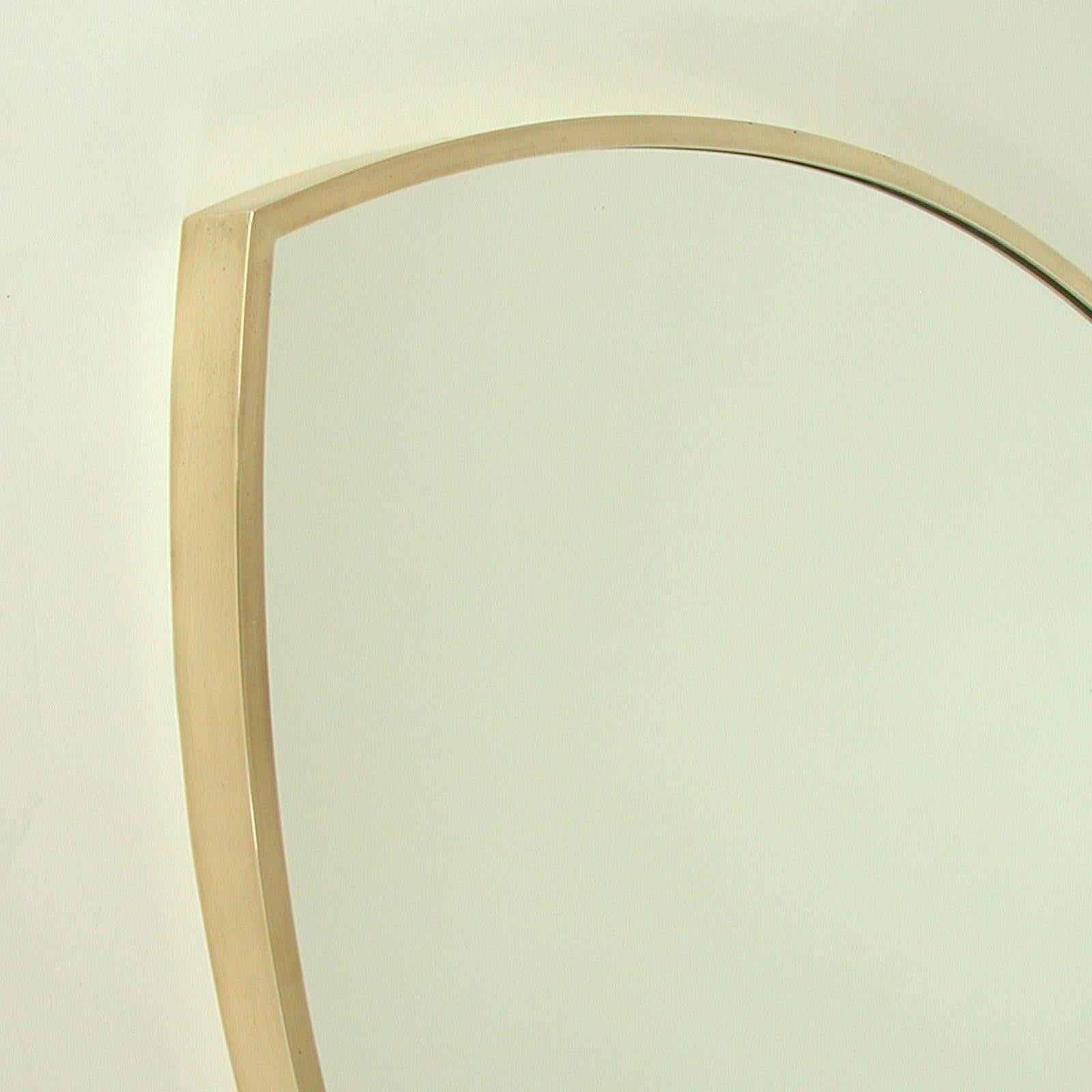 Italian Midcentury Brass Shield Shaped Wall Mirror, Gio Ponti Style, Italy 1950s For Sale