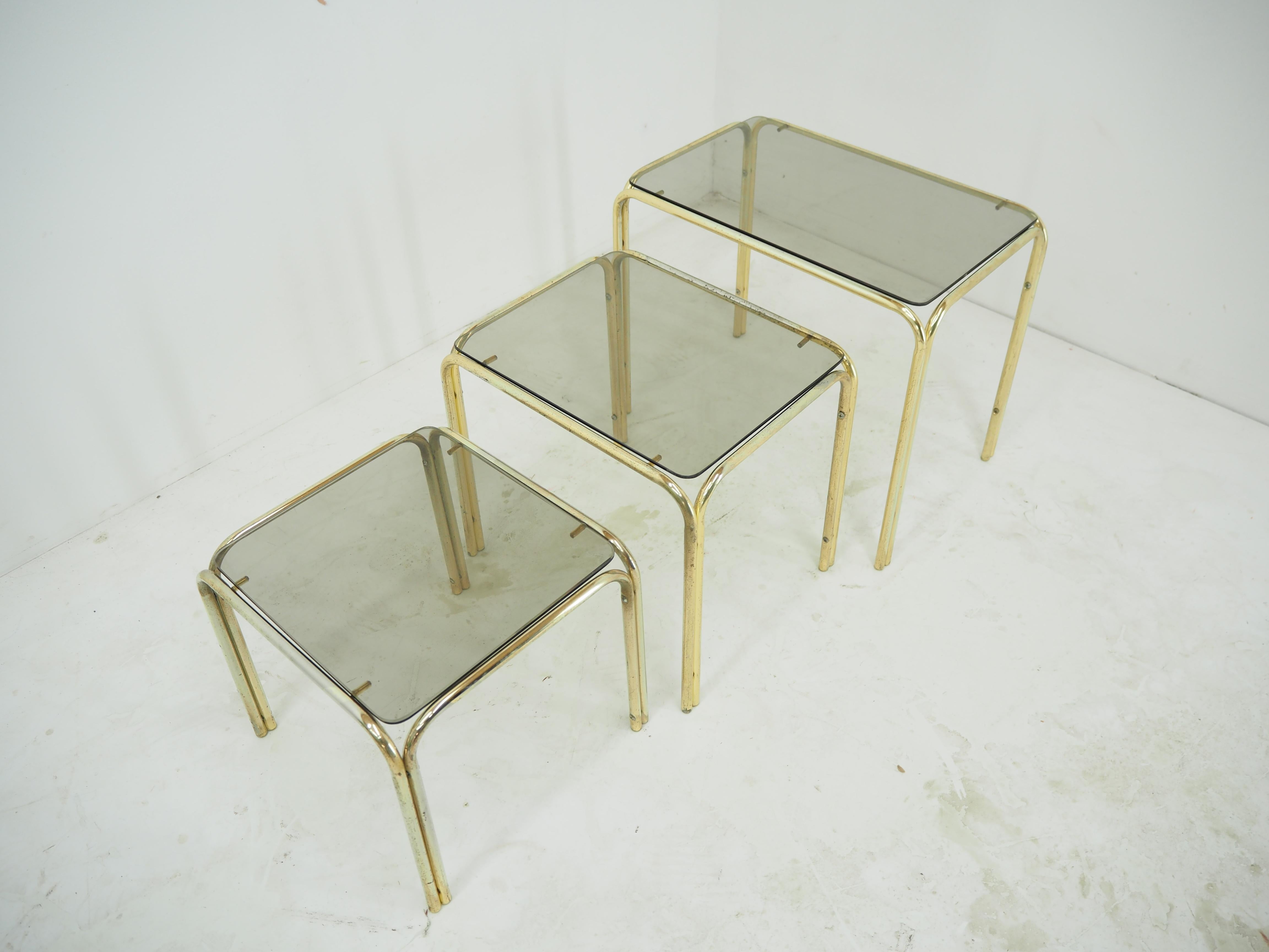 Midcentury Brass & Smoked Glass Nesting Tables, 1970s In Fair Condition For Sale In Praha, CZ
