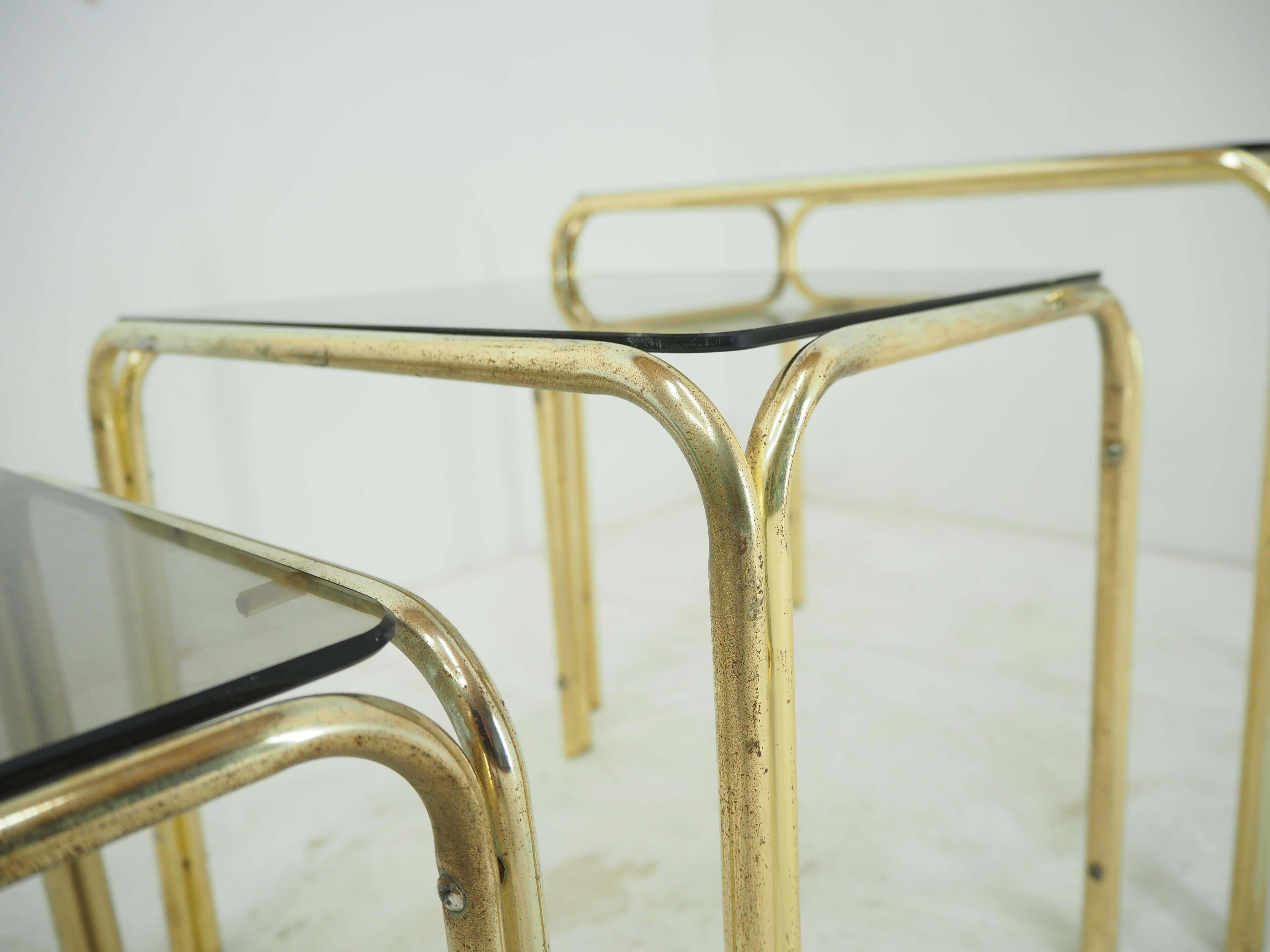 Midcentury Brass & Smoked Glass Nesting Tables, 1970s For Sale 1