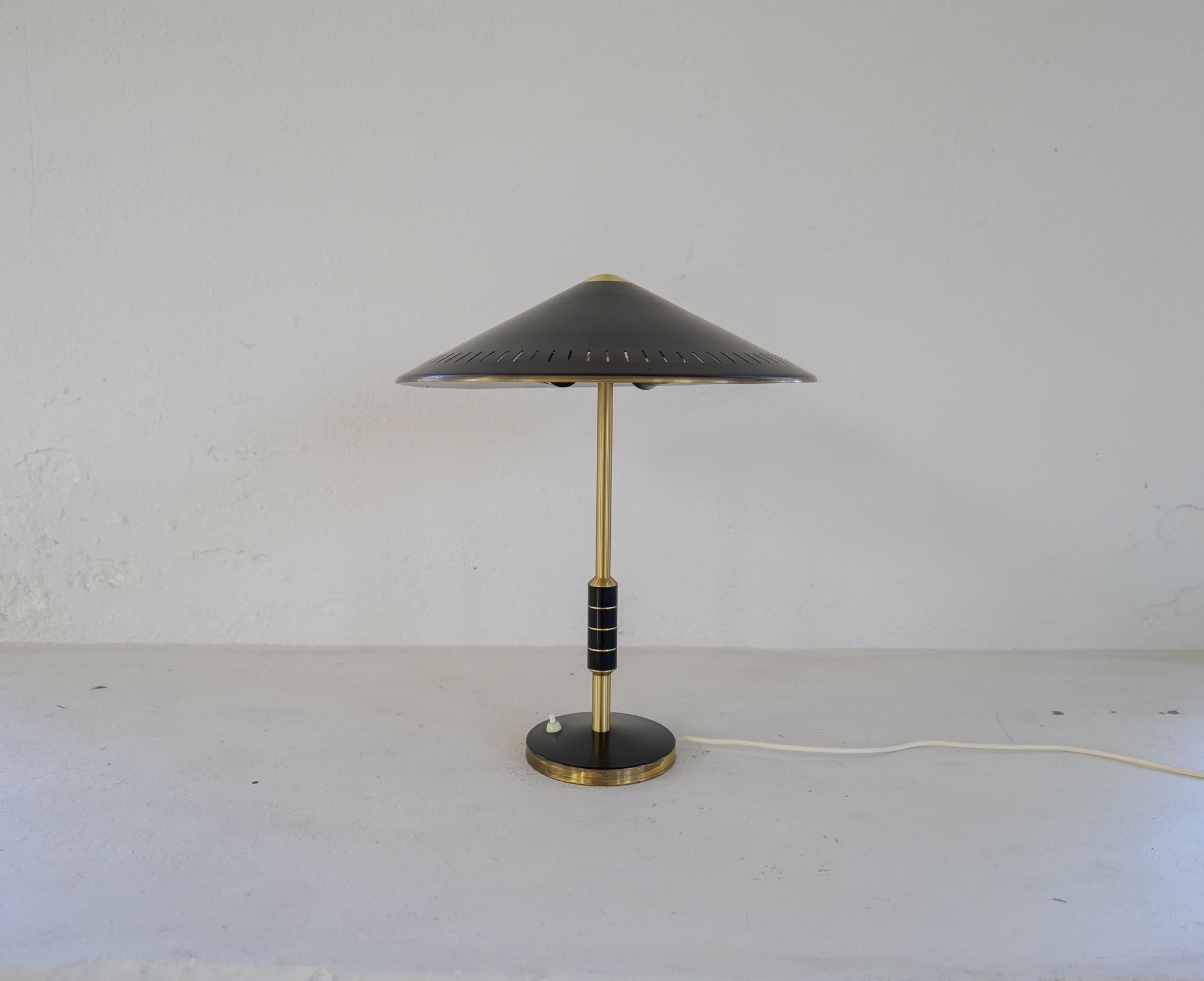 Midcentury Modern Table Lamp by Bent Karlby Produced by Lyfa in Denmark, 1956 In Good Condition For Sale In Hillringsberg, SE