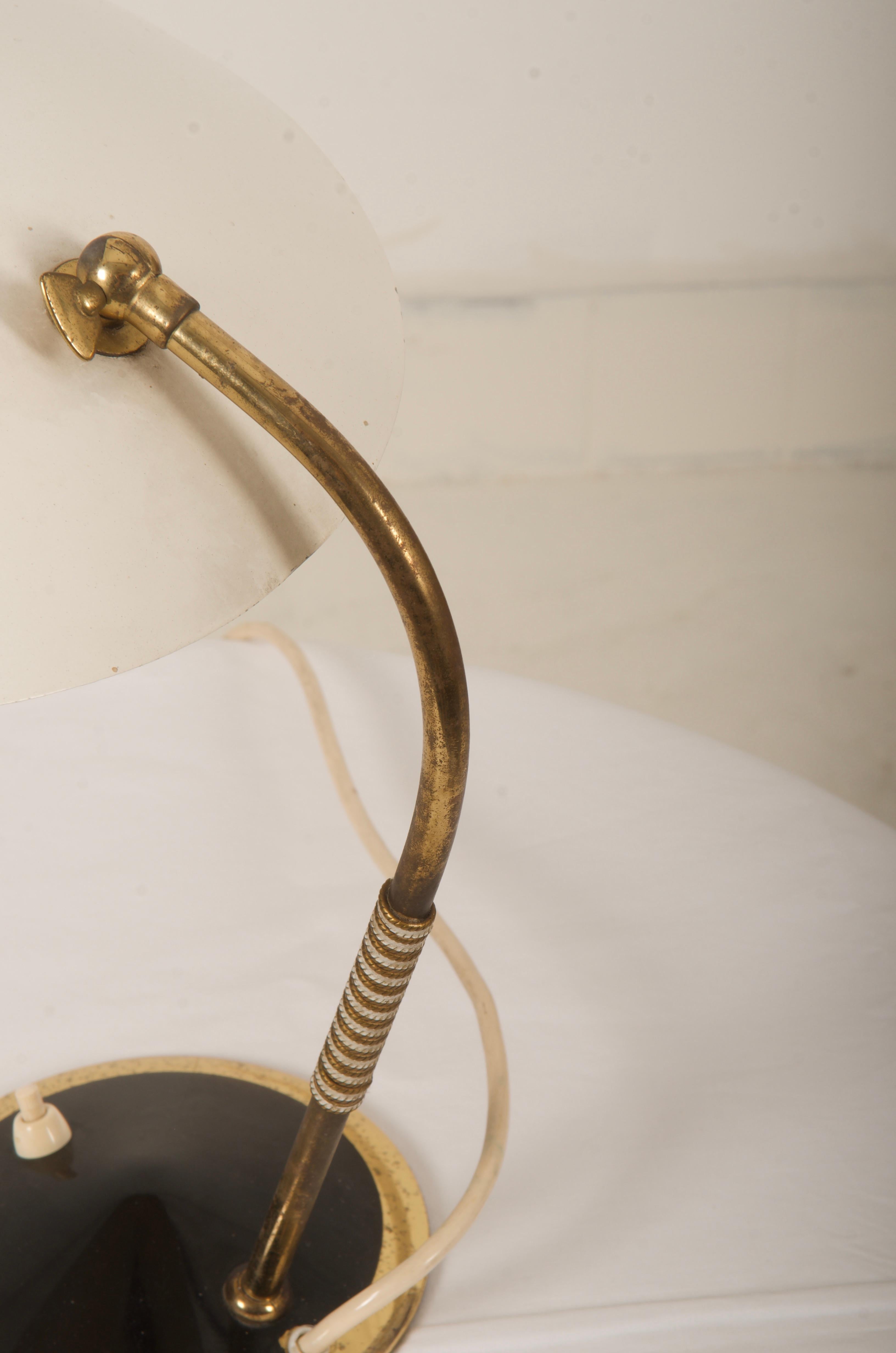 Mid-Century Brass Table Lamp For Sale 4