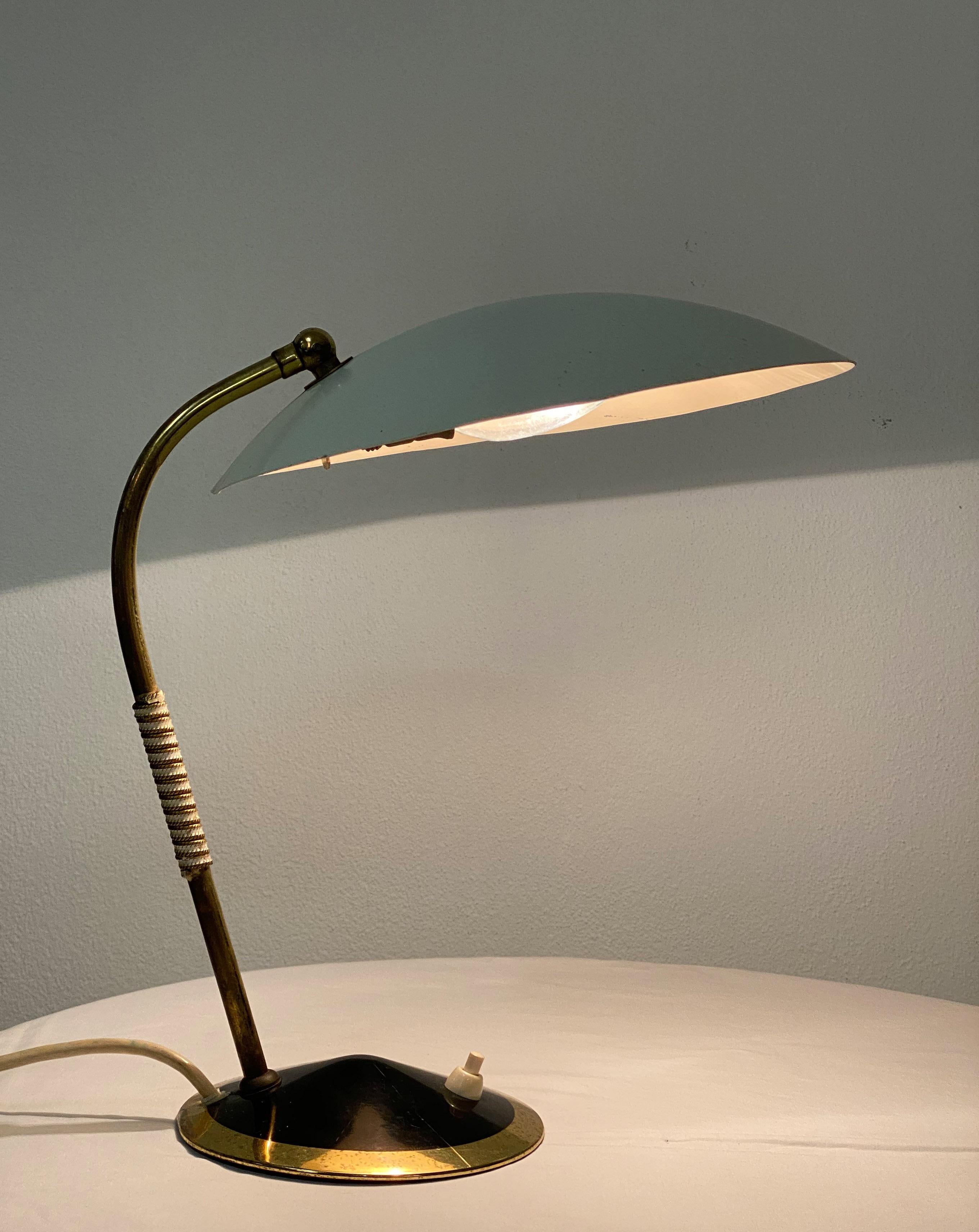 Mid-Century Brass Table Lamp For Sale 5