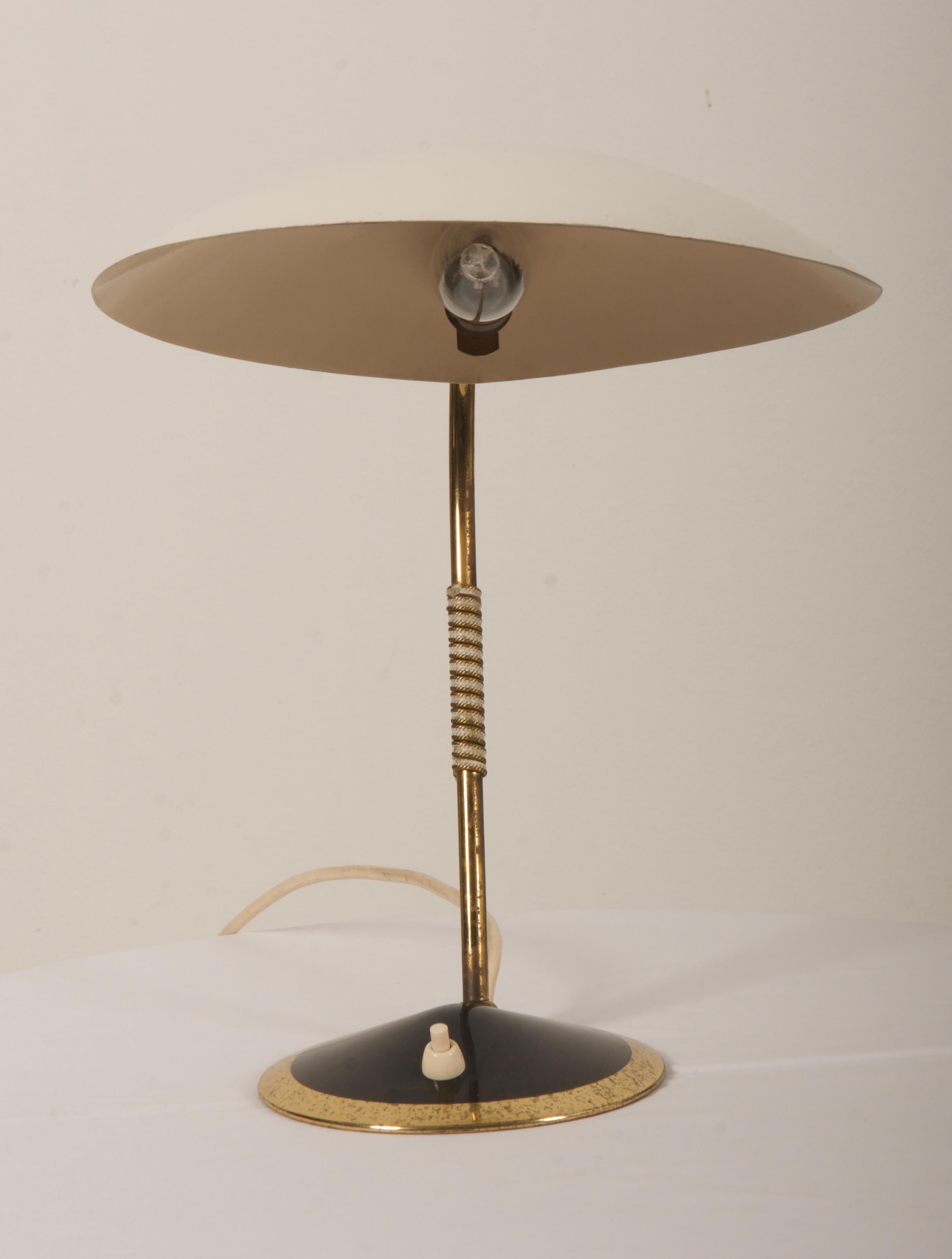 Mid-Century Brass Table Lamp For Sale 1