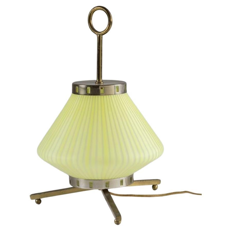 Lampe de table en laiton du milieu du siècle 