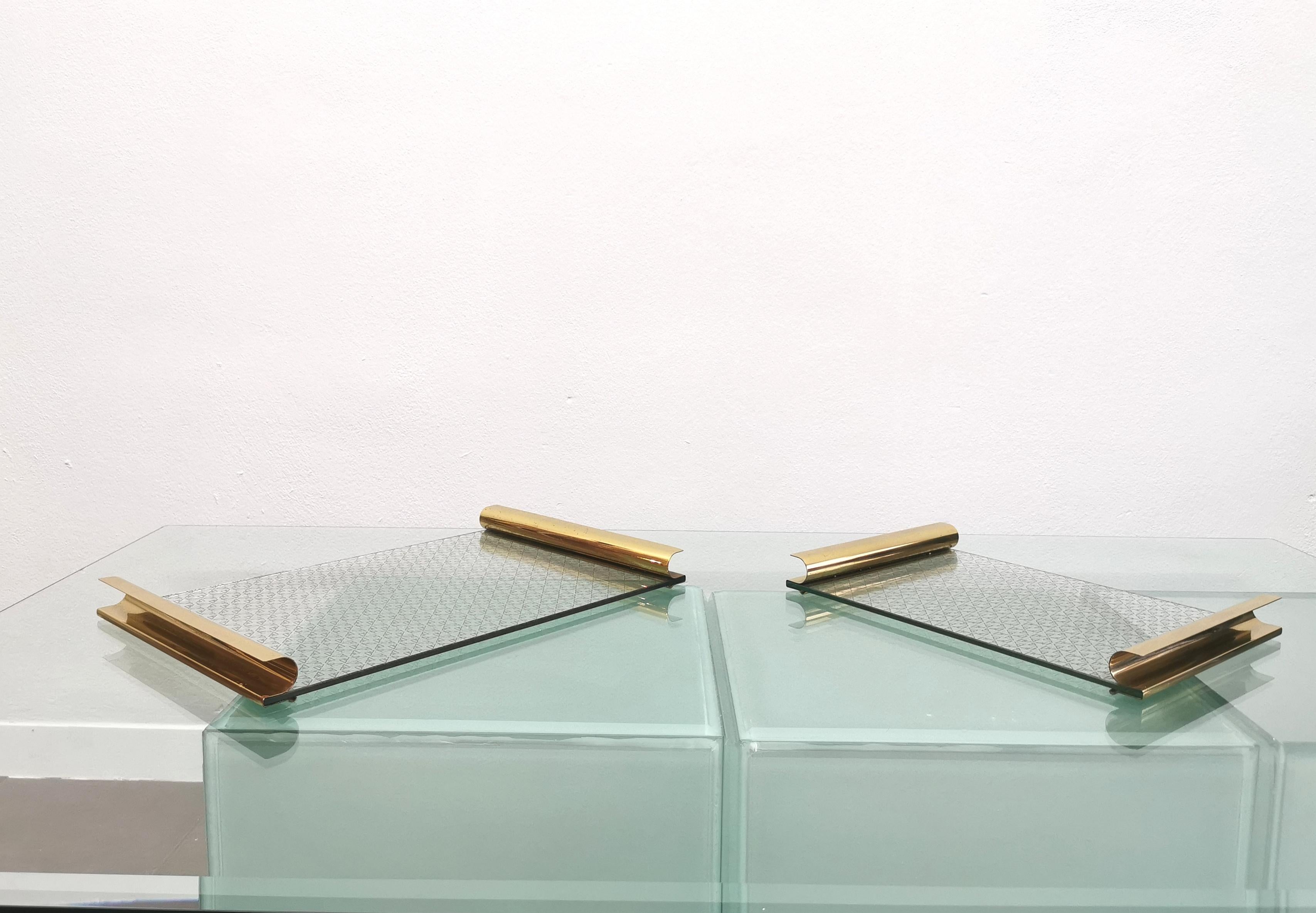 Midcentury Brass Tray Tables Glass Rectangular Italian Design 1970s Set of 2 For Sale 5