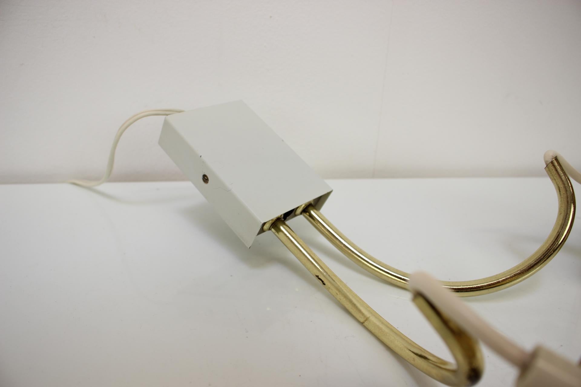 Midcentury Brass Wall Lamp, Germany, 1970s In Good Condition For Sale In Praha, CZ