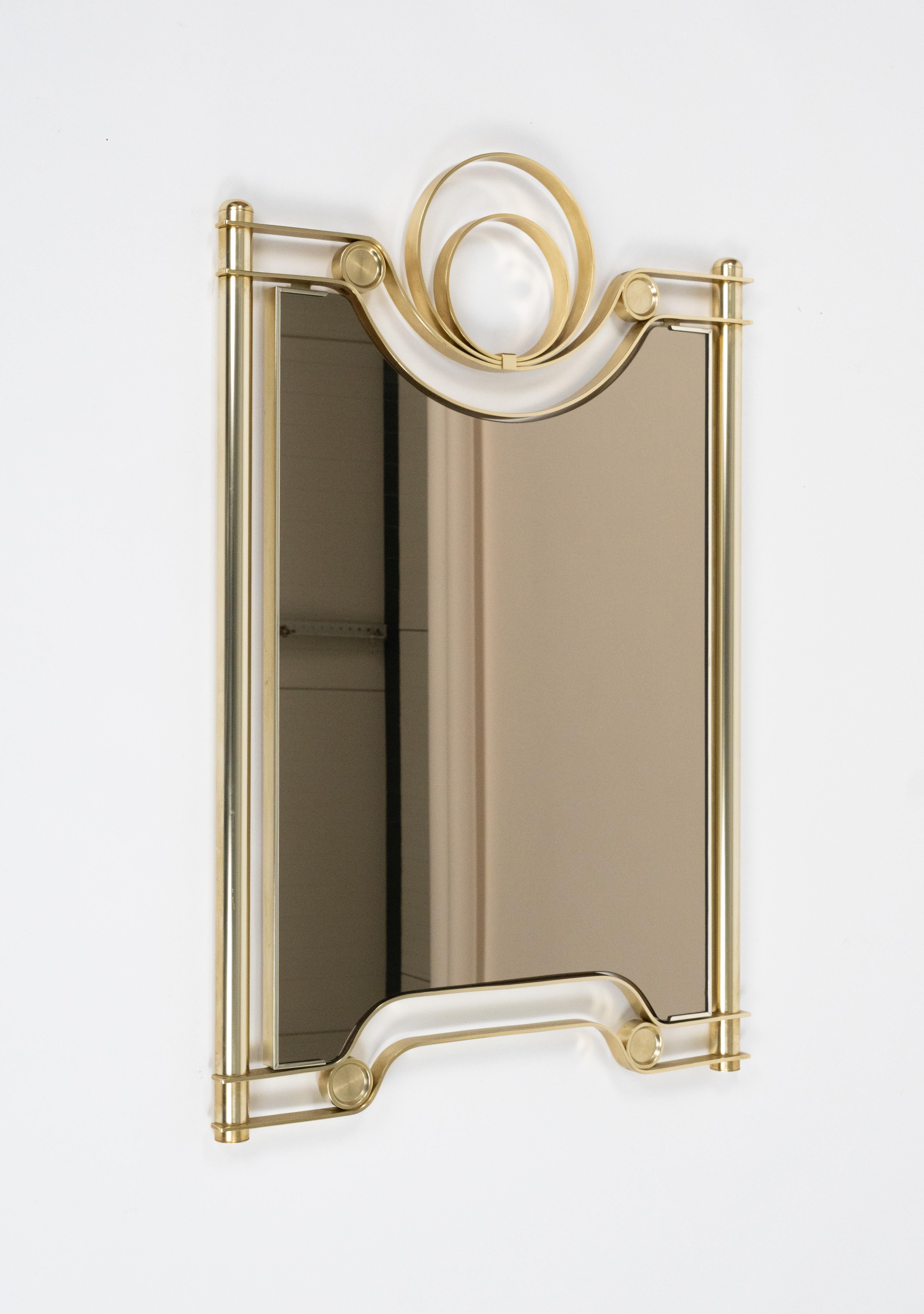 Midcentury Brass Wall Mirror Attributed to Luciano Frigerio, Italy 1970s en Bueno estado para la venta en Rome, IT