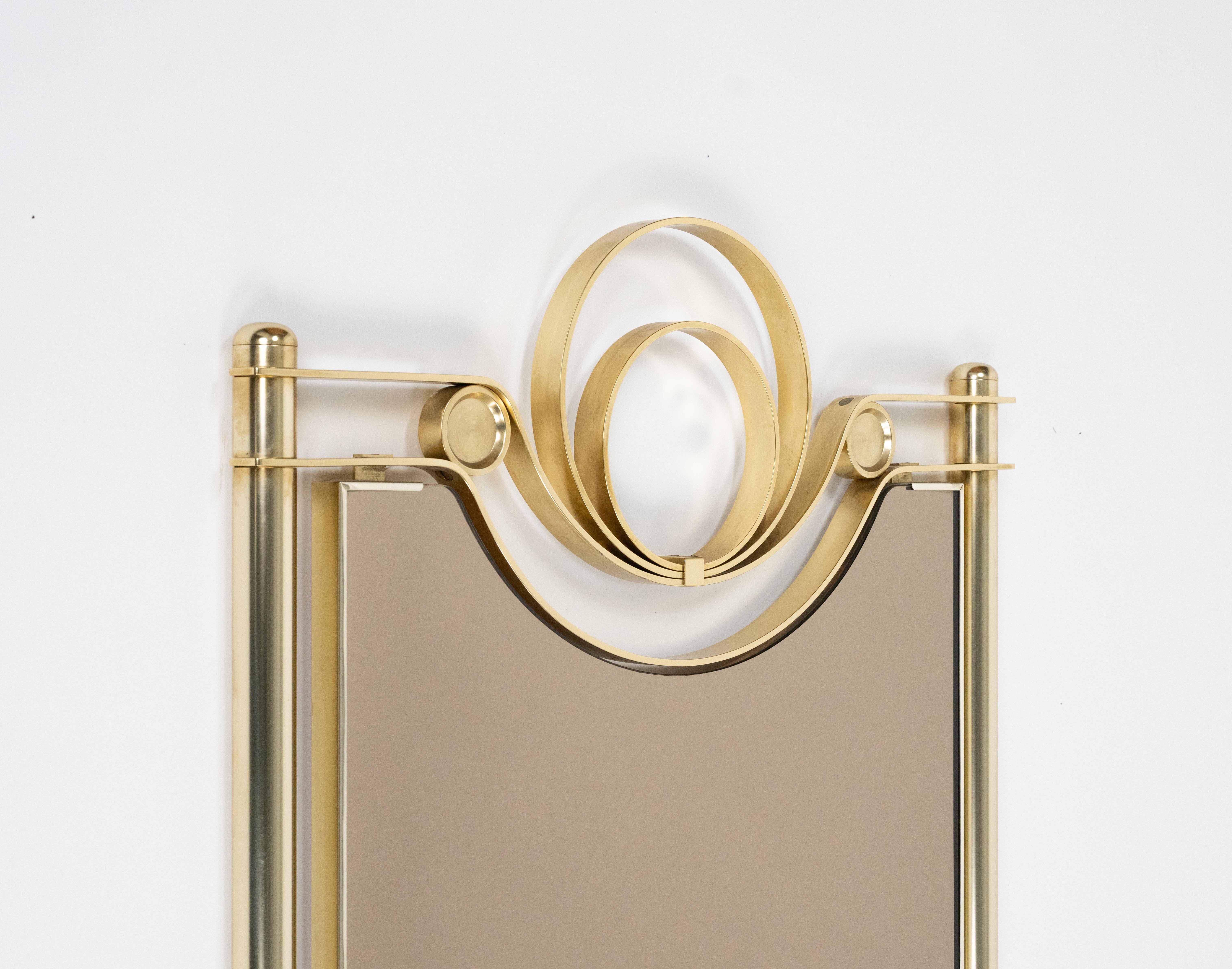 Midcentury Brass Wall Mirror Attributed to Luciano Frigerio, Italy 1970s finales del siglo XX en venta