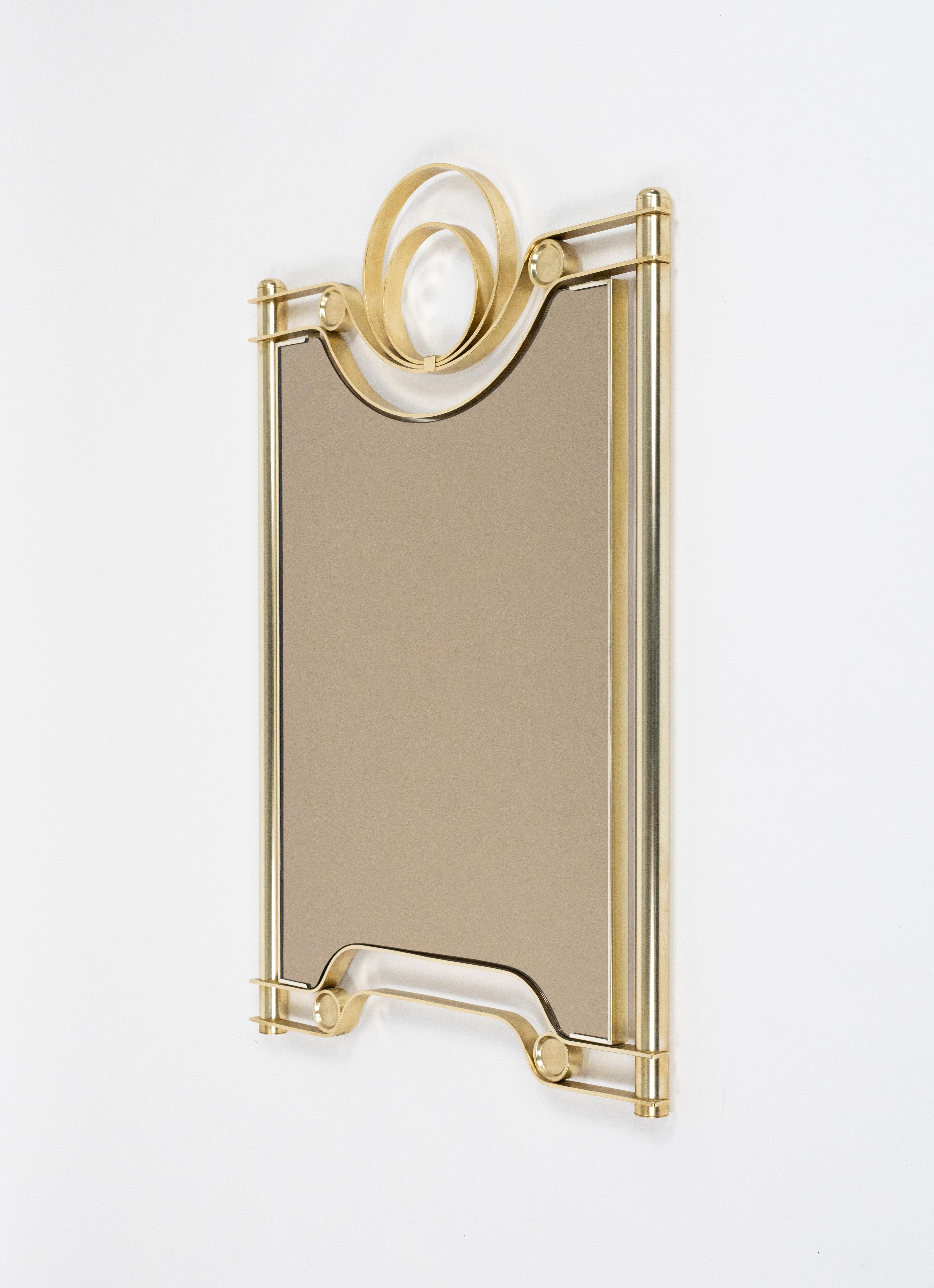 Midcentury Brass Wall Mirror Attributed to Luciano Frigerio, Italy 1970s Metal en venta