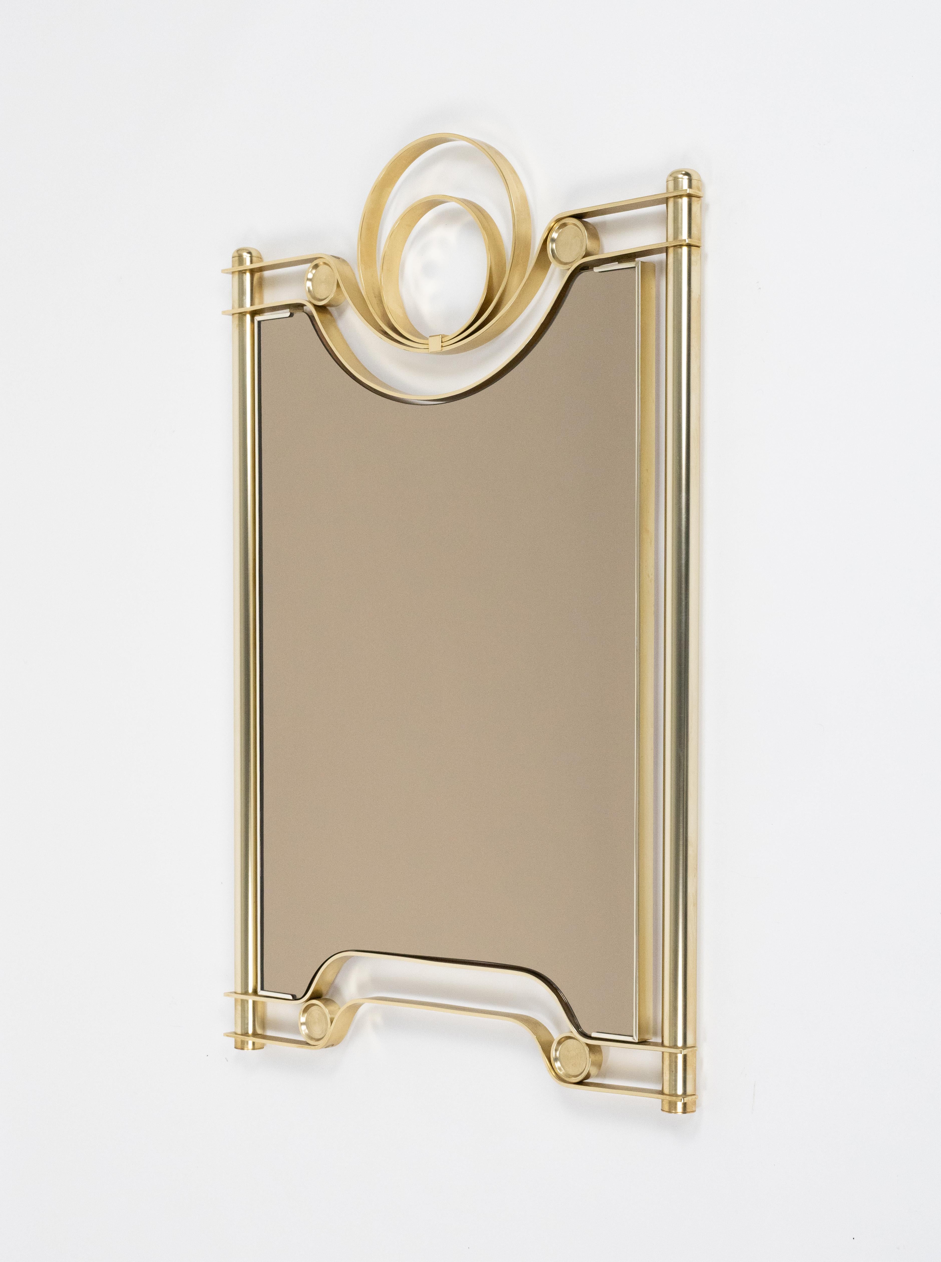 Midcentury Brass Wall Mirror Attributed to Luciano Frigerio, Italy 1970s en venta 1