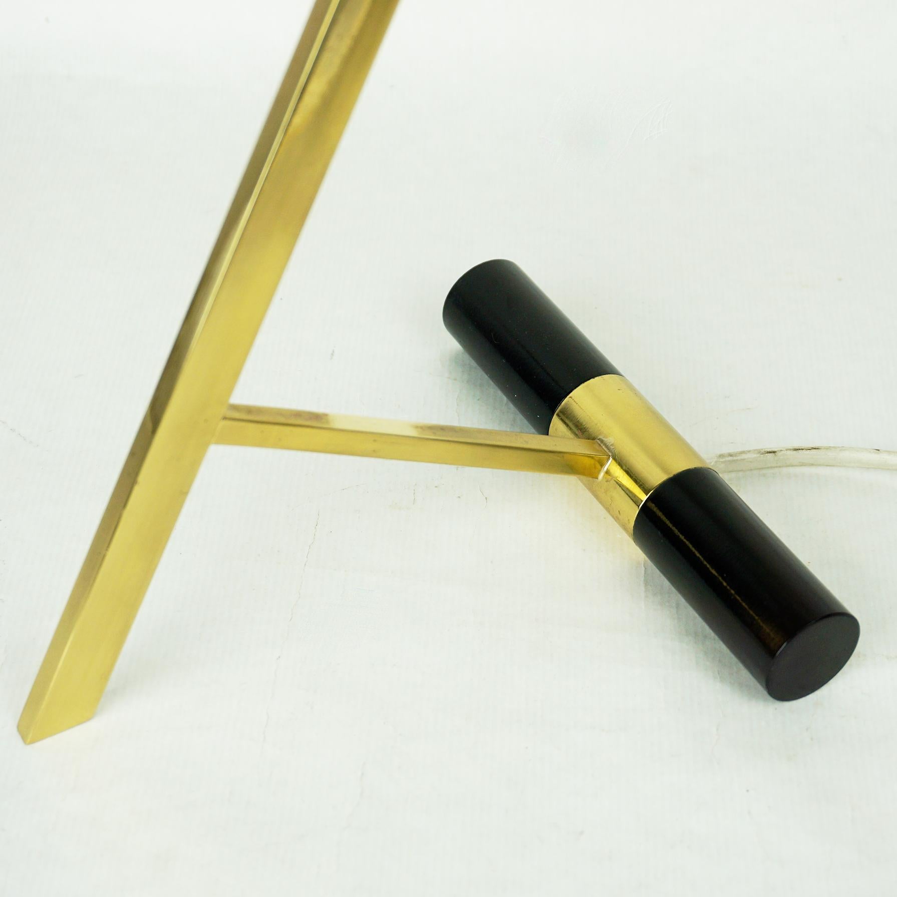 Mid-Century Brass Z Table Lamp by Louis Kalff for Philips Netherlands In Good Condition For Sale In Vienna, AT