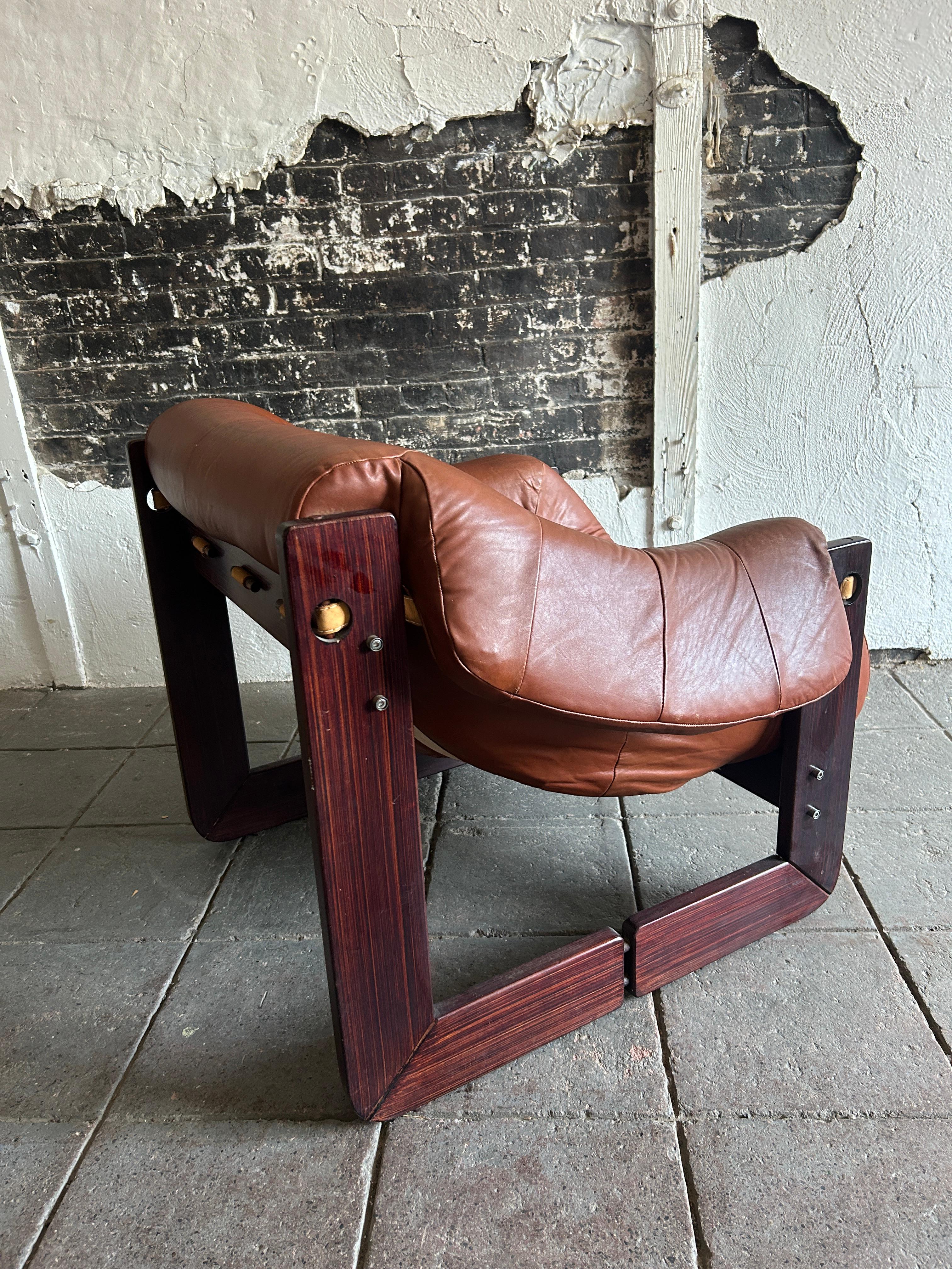Midcentury Brazilian Modern Percival Lafer MP-97 in cognac Leather lounge chair  In Good Condition In BROOKLYN, NY