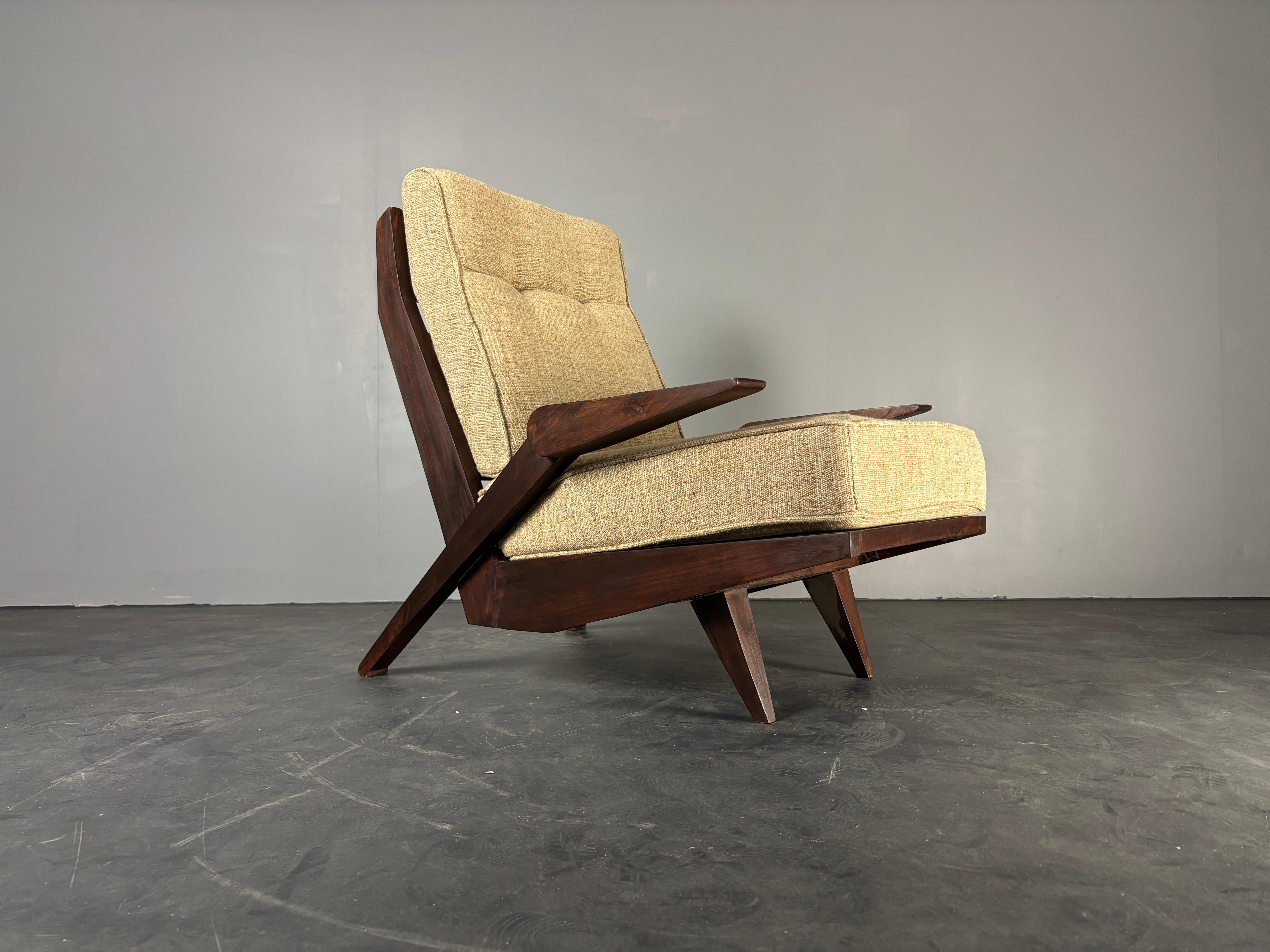 Wood Midcentury Brazilian modernist lounge or easy chair by Acacia Gil Borsoi, 1950s For Sale