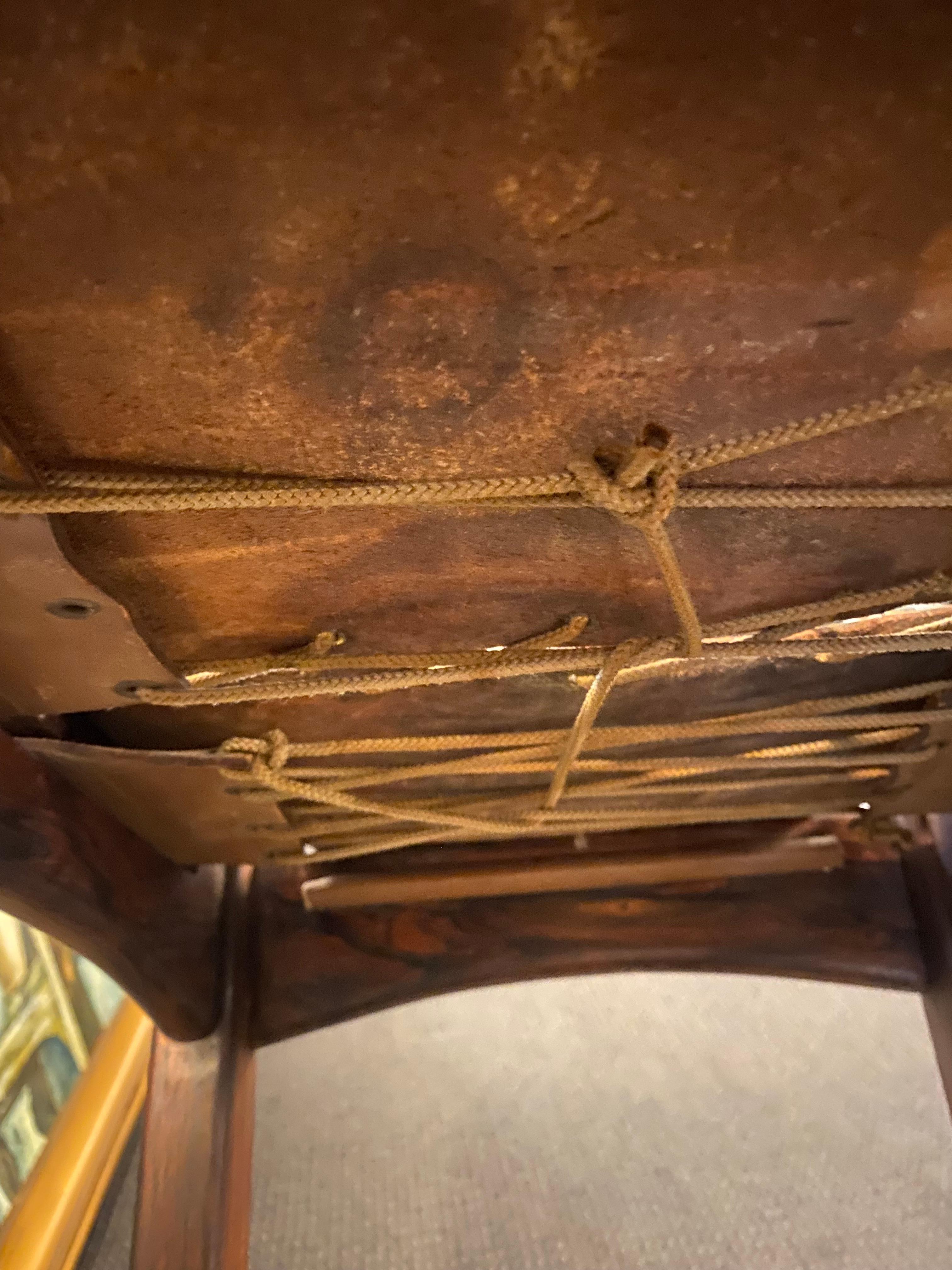 Sgabello di metà secolo in palissandro brasiliano e pelle In condizioni buone in vendita a Pasadena, CA