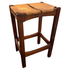 Tabouret en palissandre brésilien et cuir du milieu du siècle