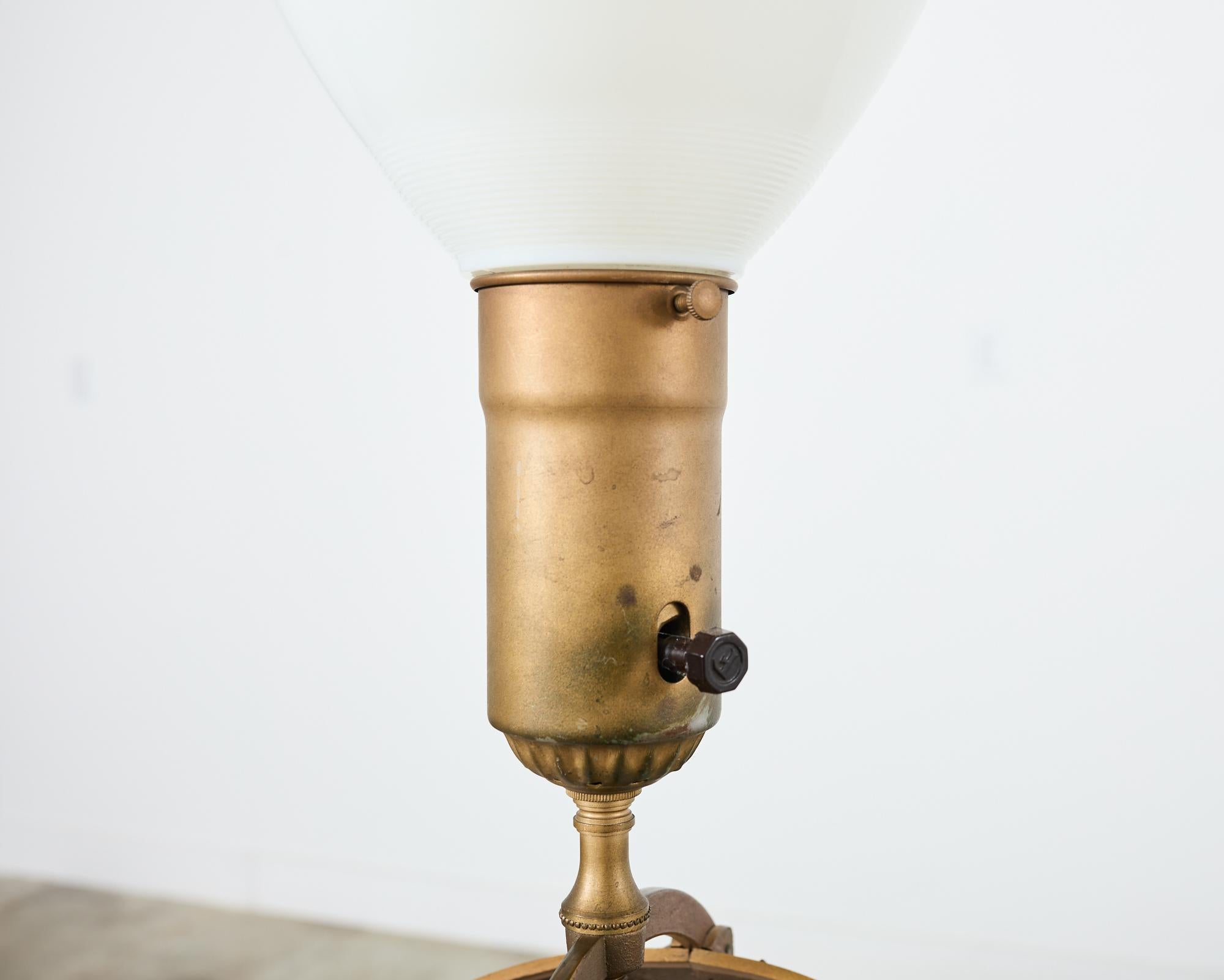 Lampe astrologique armillaire en bronze du milieu du siècle dernier par Frederick Cooper en vente 8