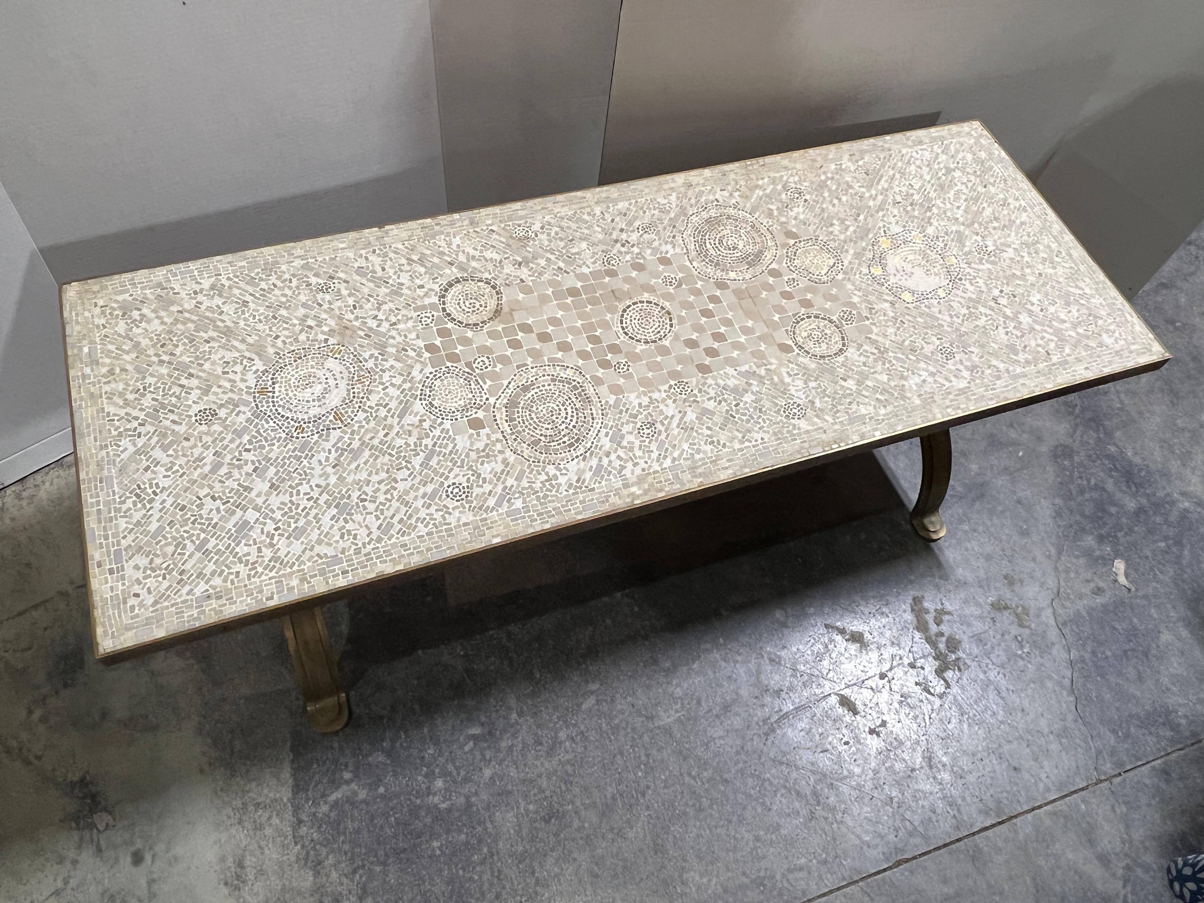 Américain Table basse en bronze du milieu du siècle en vente