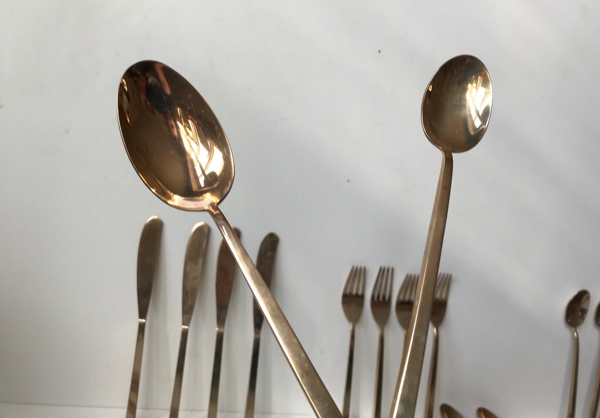 Midcentury Bronze Cutlery by Prince Sigvard Bernadotte, Scanline 1950s, 32 Pcs 3