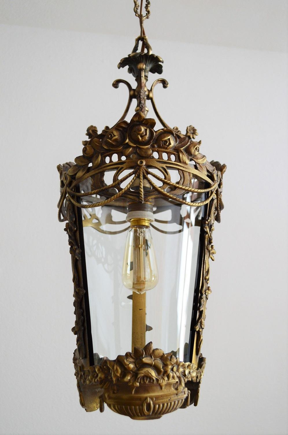 Mid-Century Modern Italian Mid-Century Bronze Lantern with Flowers and Garlands, 1950s For Sale