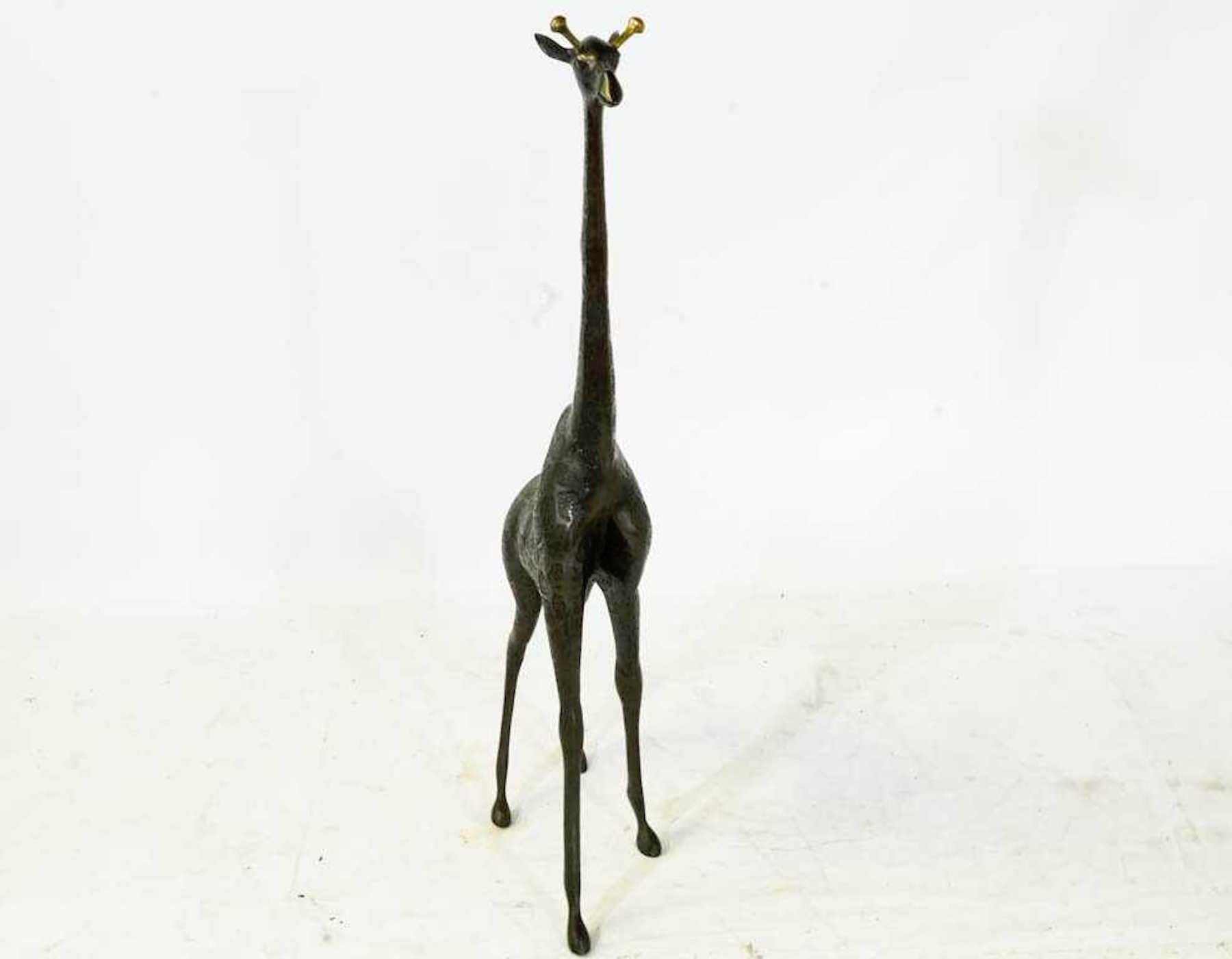 Mid-Century Modern Midcentury Bronze Sculpture of a Giraffe For Sale