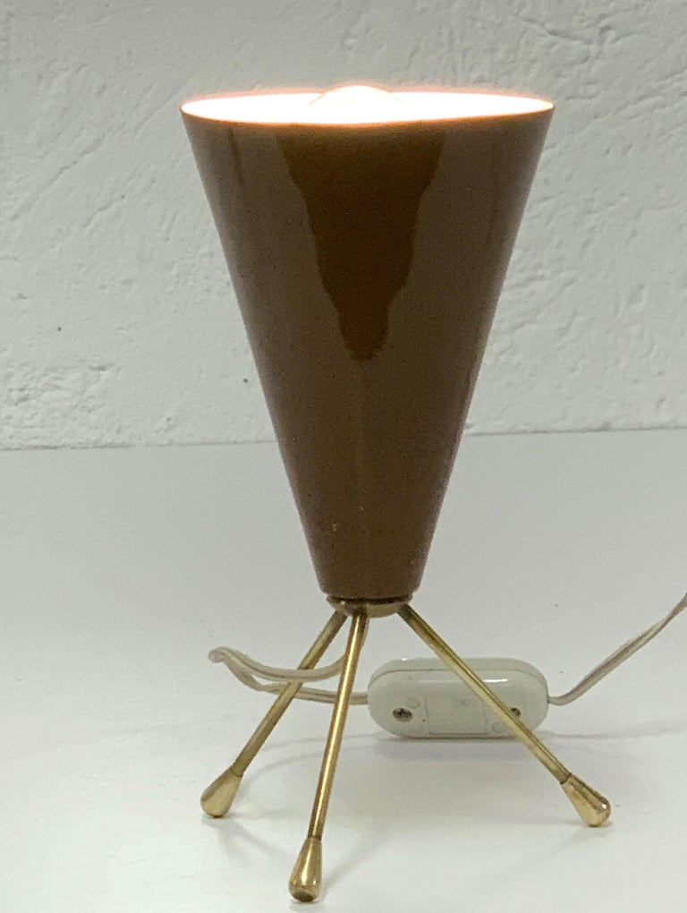Midcentury Brown and Brass Lacquered Metal Conical Tripod Table Lamp Italy 1950s For Sale 5