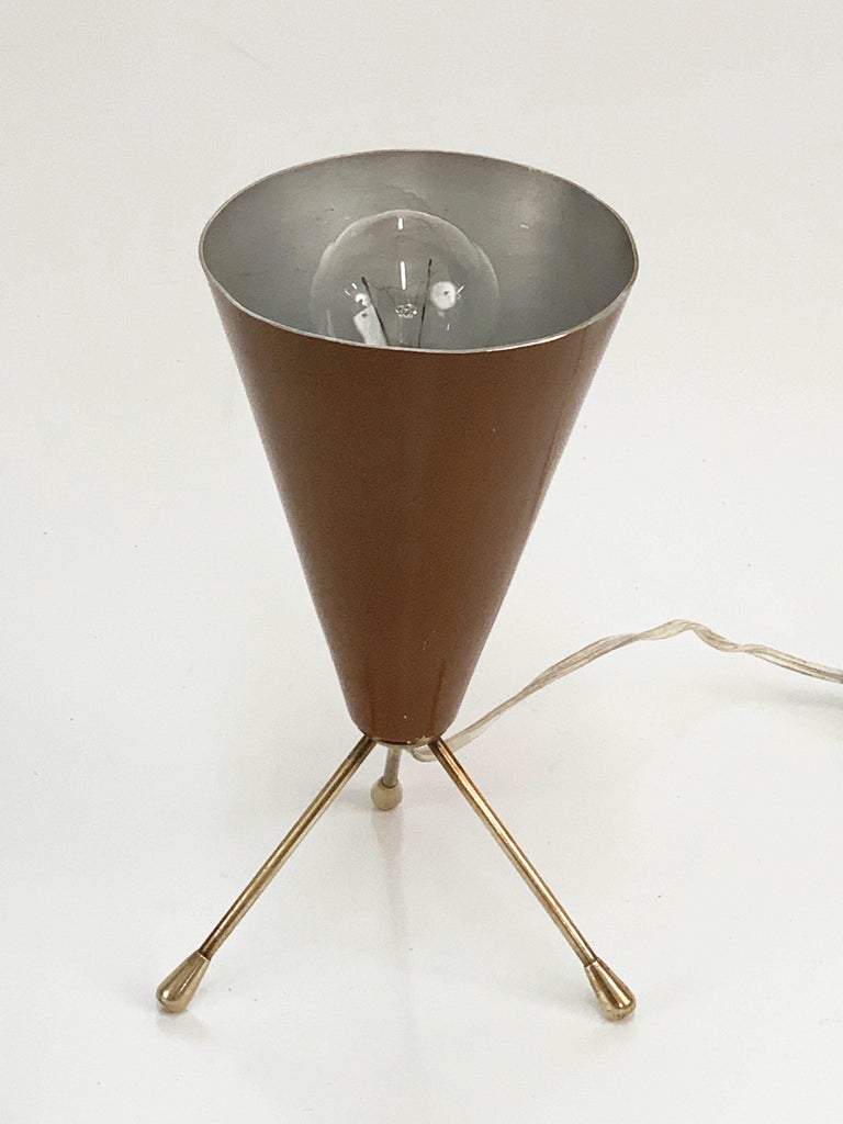Mid-Century Modern Midcentury Brown and Brass Lacquered Metal Conical Tripod Table Lamp Italy 1950s For Sale