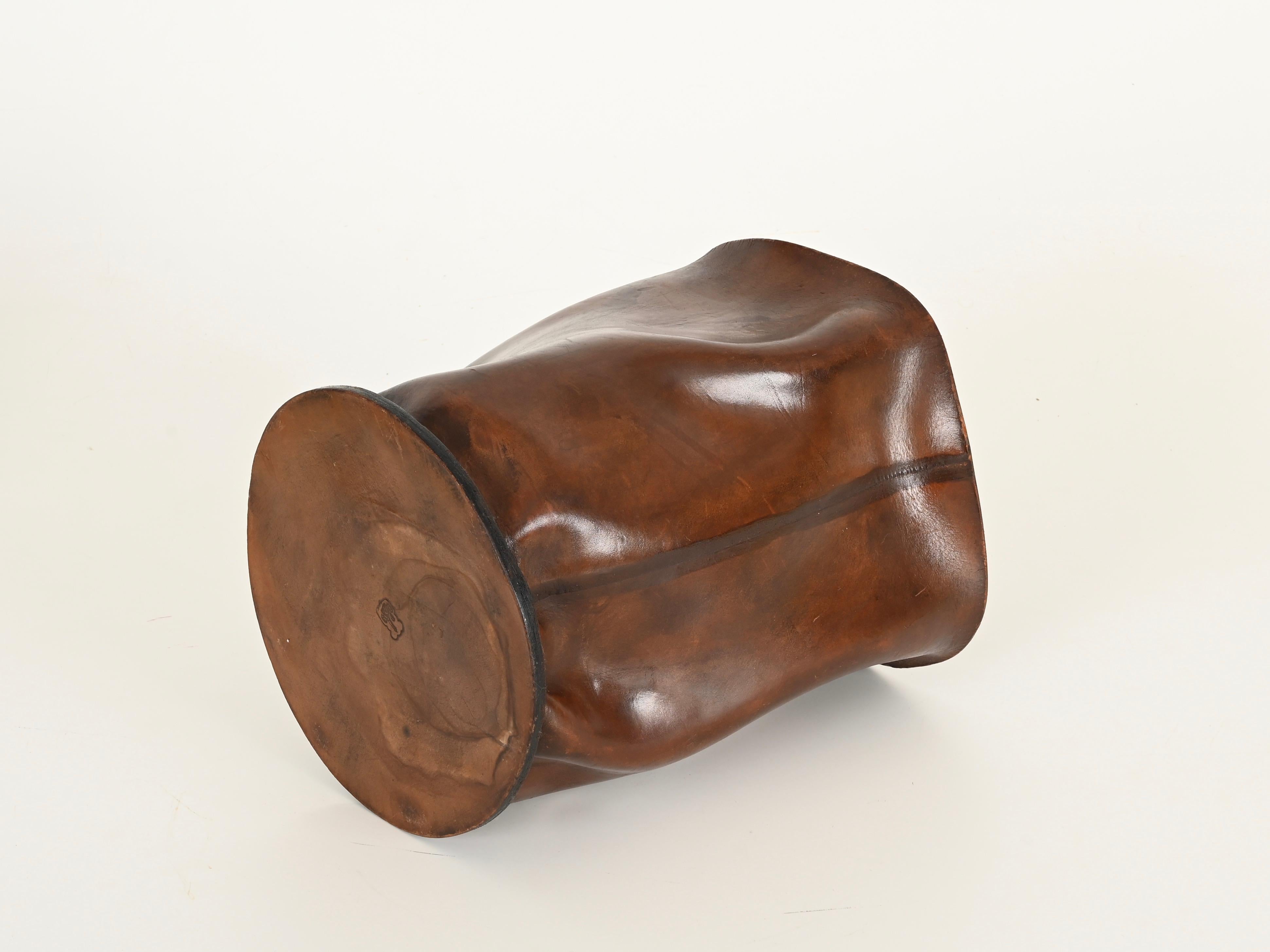 20th Century Midcentury Brown Italian Leather Decorative Wastepaper Basket, Nova Tecno, 1950s For Sale