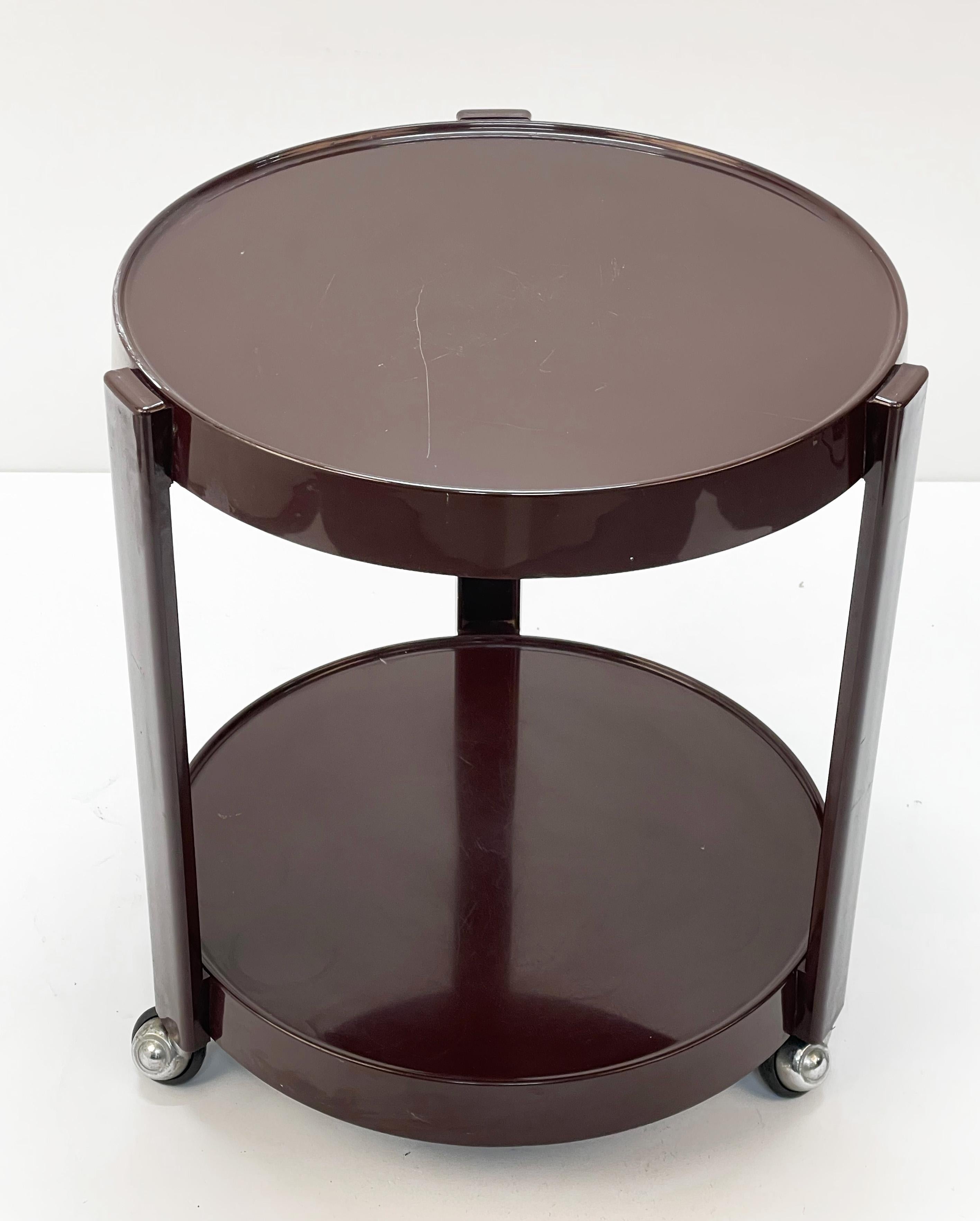 Runder italienischer Barwagen aus braunem Kunststoff mit zwei Einlegeböden aus der Mitte des Jahrhunderts, 1970er Jahre im Angebot 3