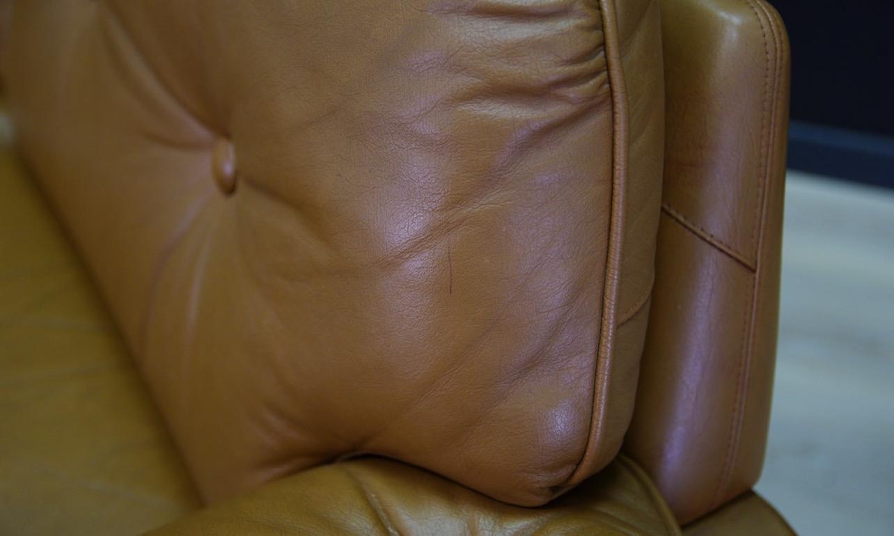 Midcentury Brown Sofa Classic 1960s Leather Danish Design In Good Condition In Szczecin, Zachodniopomorskie