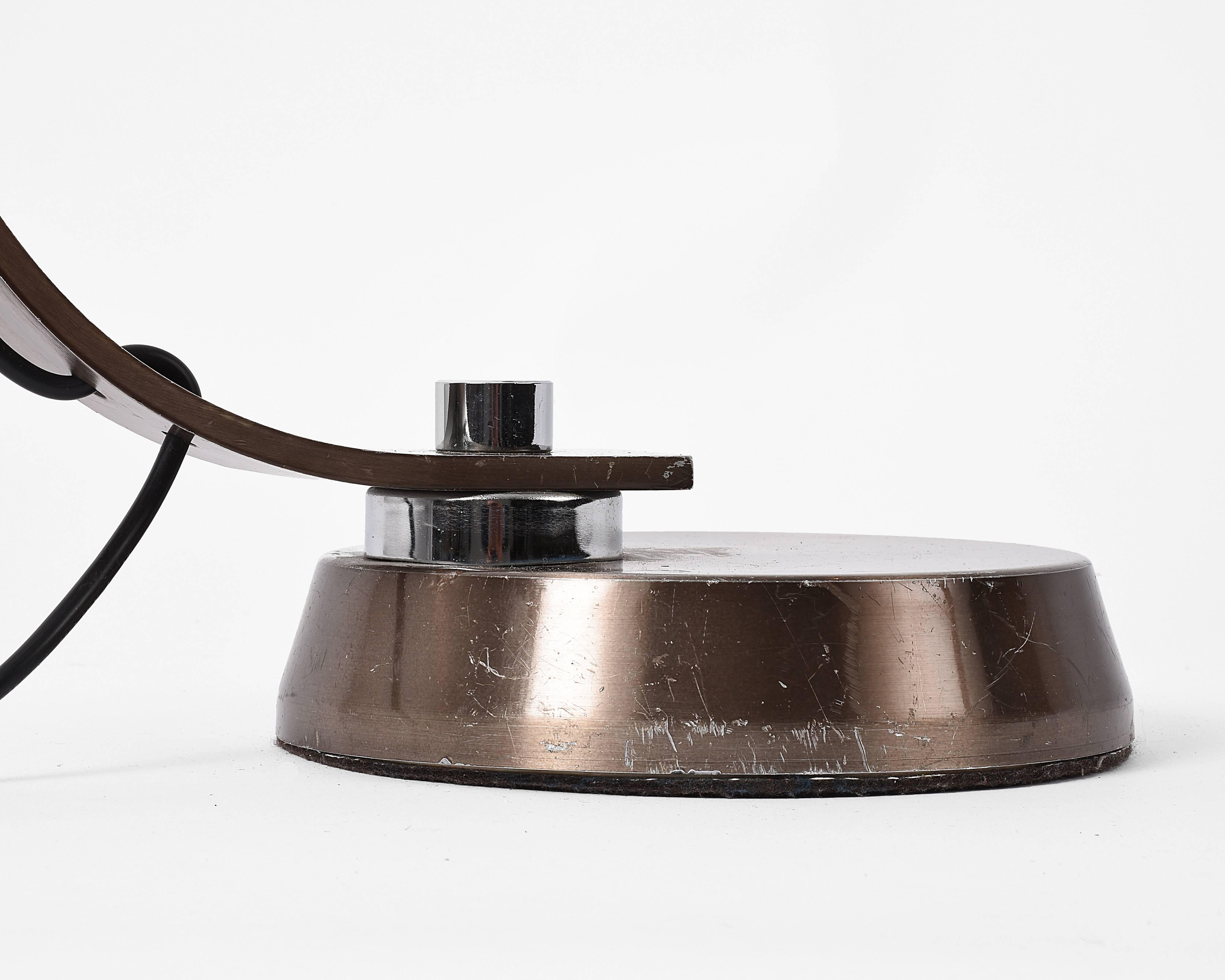 Midcentury Brushed Bronzed Aluminium Table Lamp Attributed to Arredoluce, 1970s For Sale 1