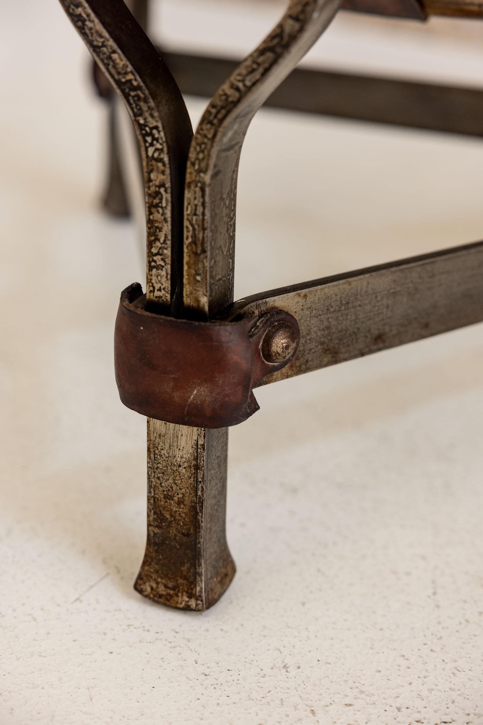 Table basse brutaliste du milieu du siècle dernier par Jean-Pierre Ryckaert, France, 1960 en vente 3