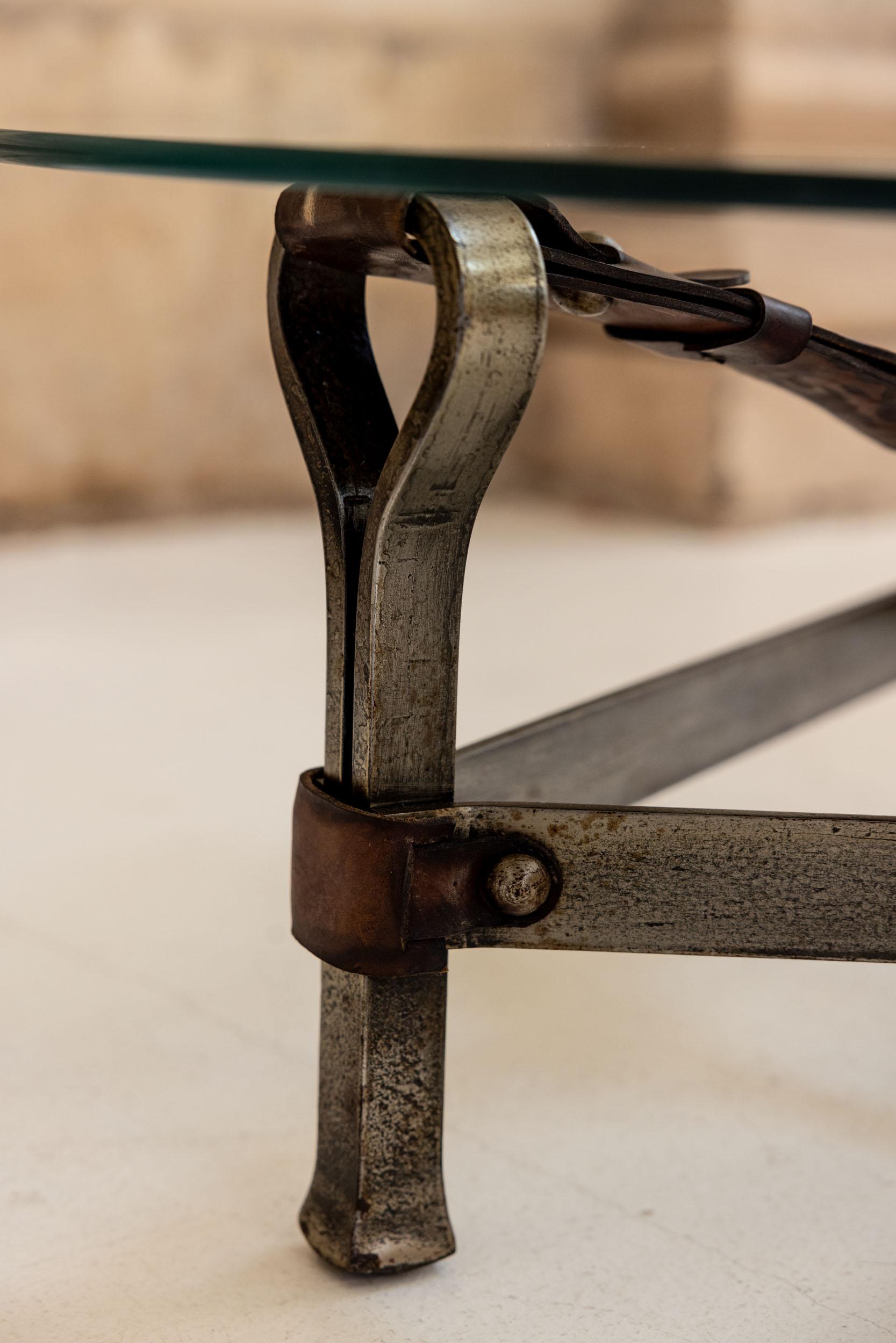 Table basse brutaliste du milieu du siècle dernier par Jean-Pierre Ryckaert, France, 1960 en vente 1