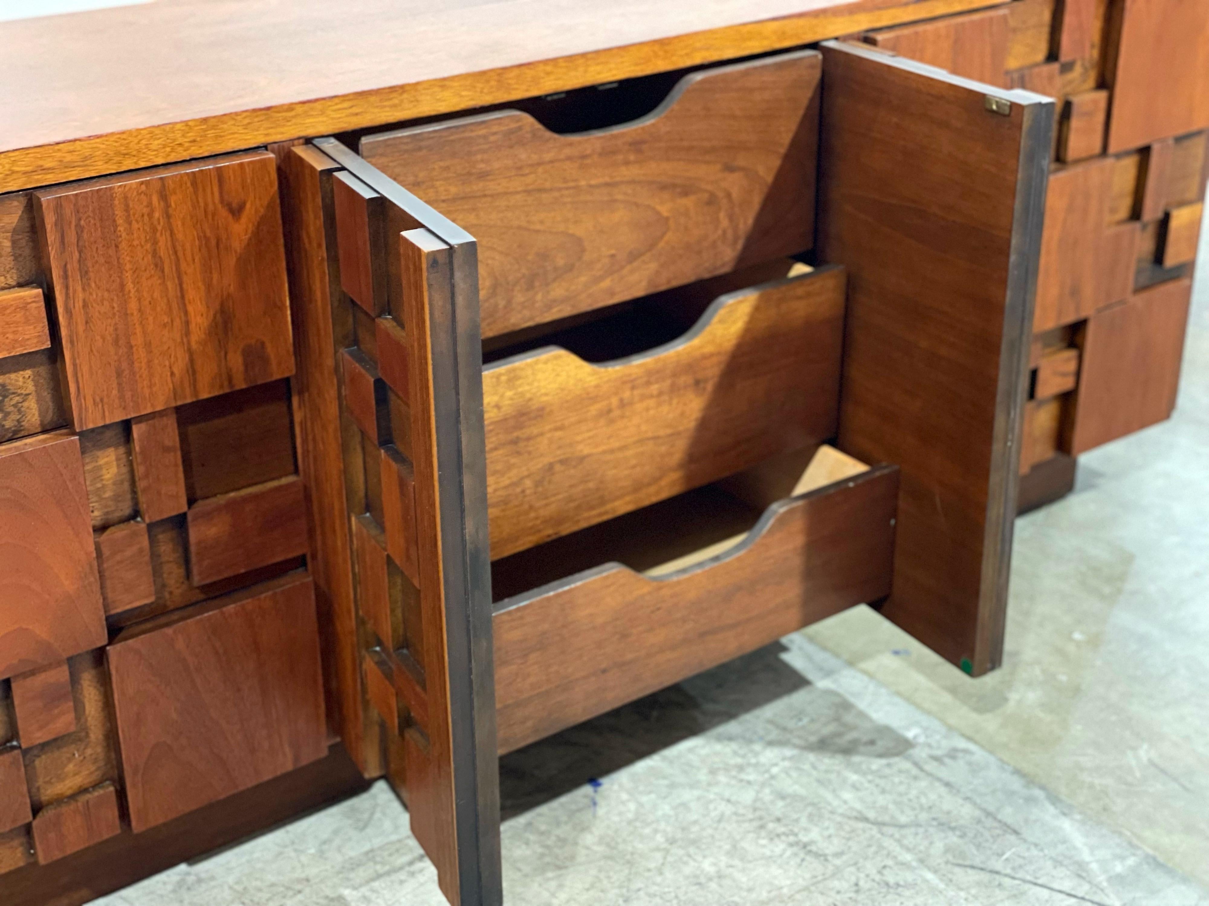 Midcentury Brutalist Style Dresser Credenza in Walnut, Lane Staccato, circa 1977 6