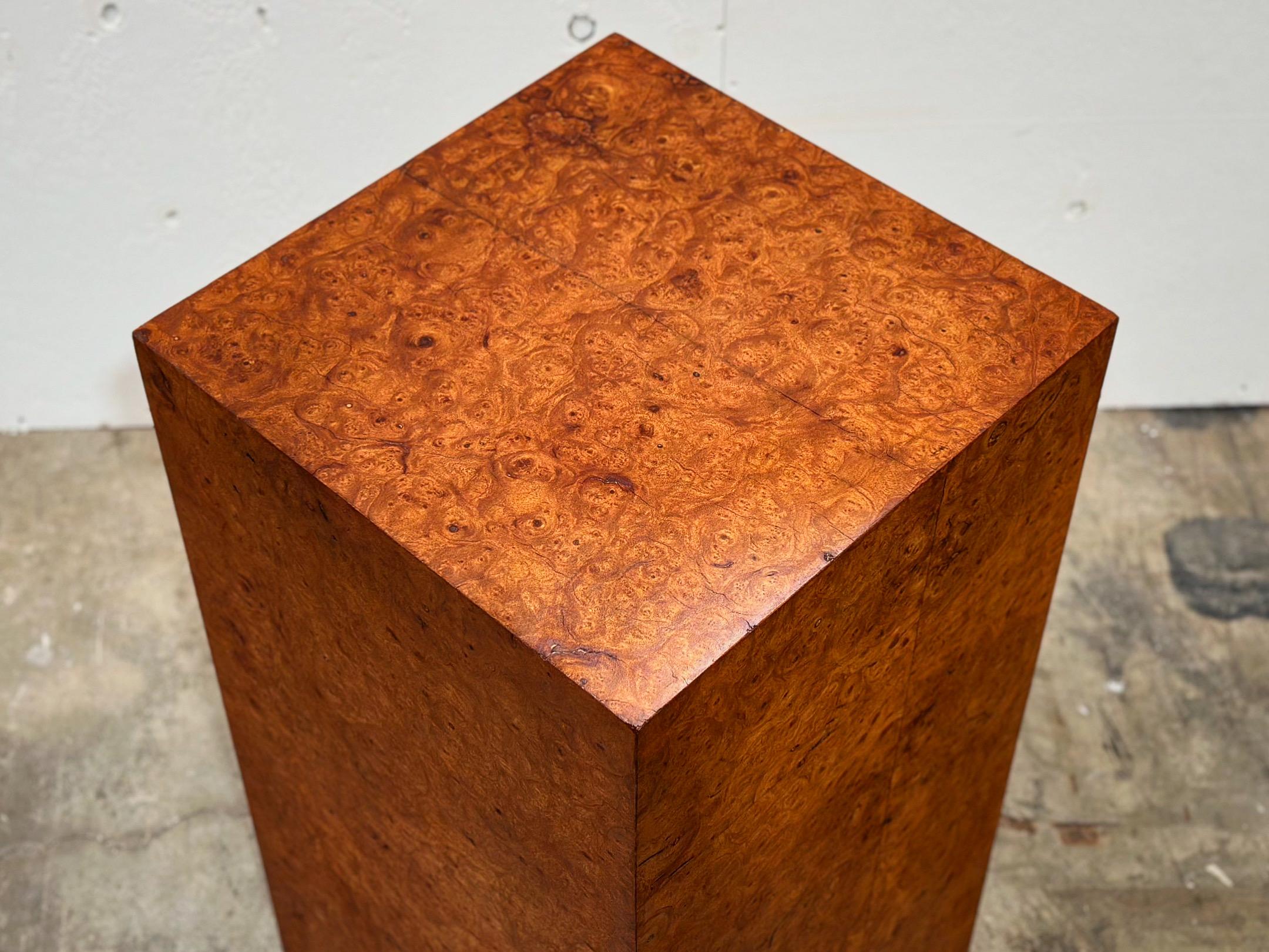 Mid-Century Modern Midcentury Burl Wood Pedestal - Milo Baughman for Thayer Coggin - Display Stand