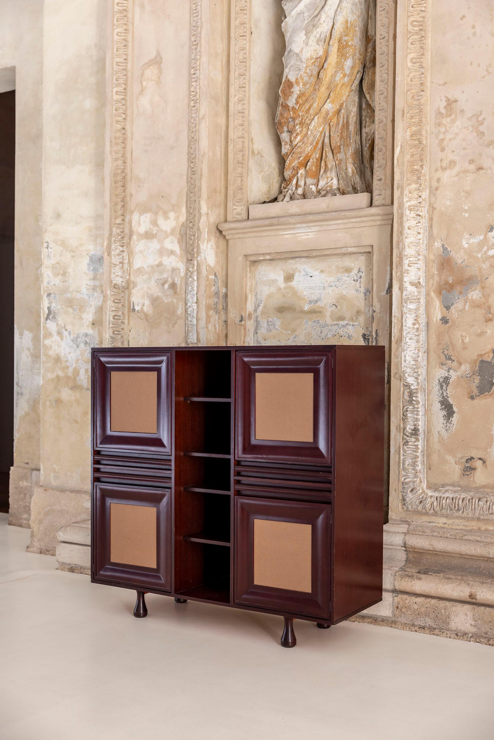 Mid-Century Modern Midcentury cabinet by Angelo Mangiarotti for La Sorgente dei Mobili, 1960s For Sale