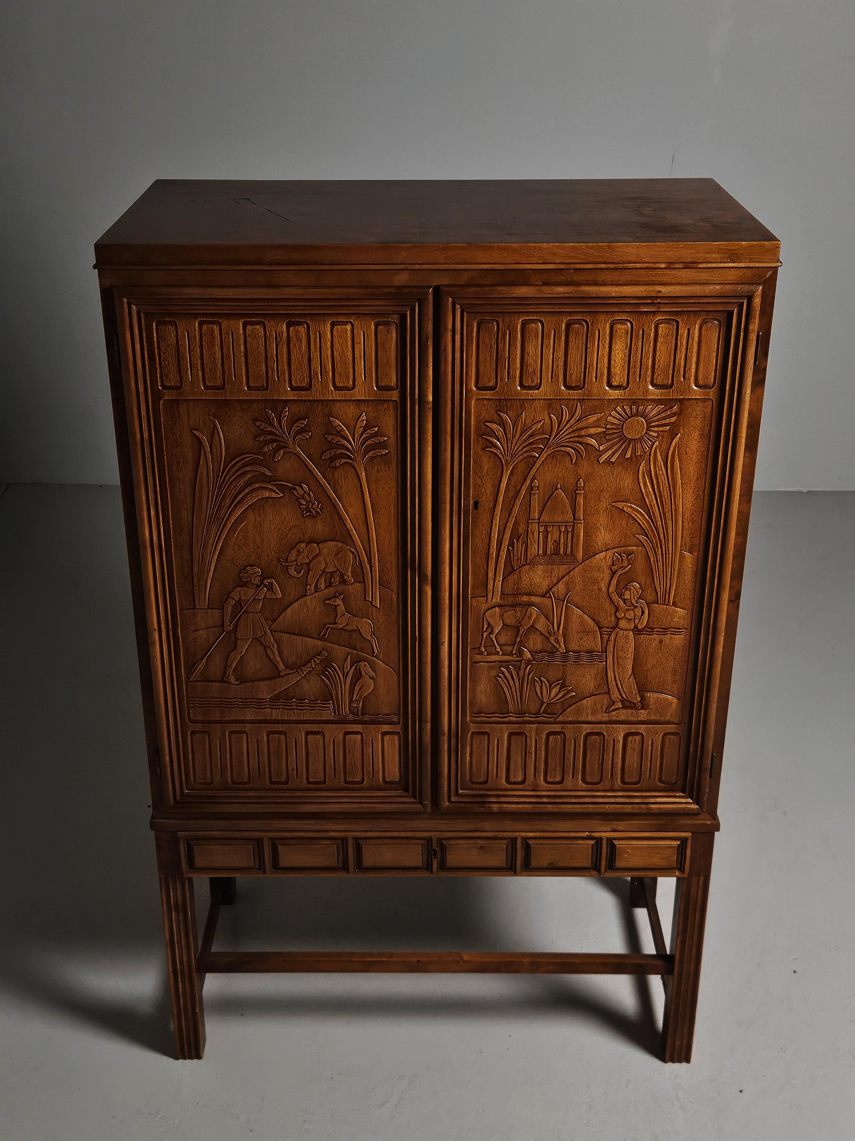 Midcentury cabinet by Eugen Höglund, Vetlanda, Sweden, 1950s In Fair Condition In Eskilstuna, SE