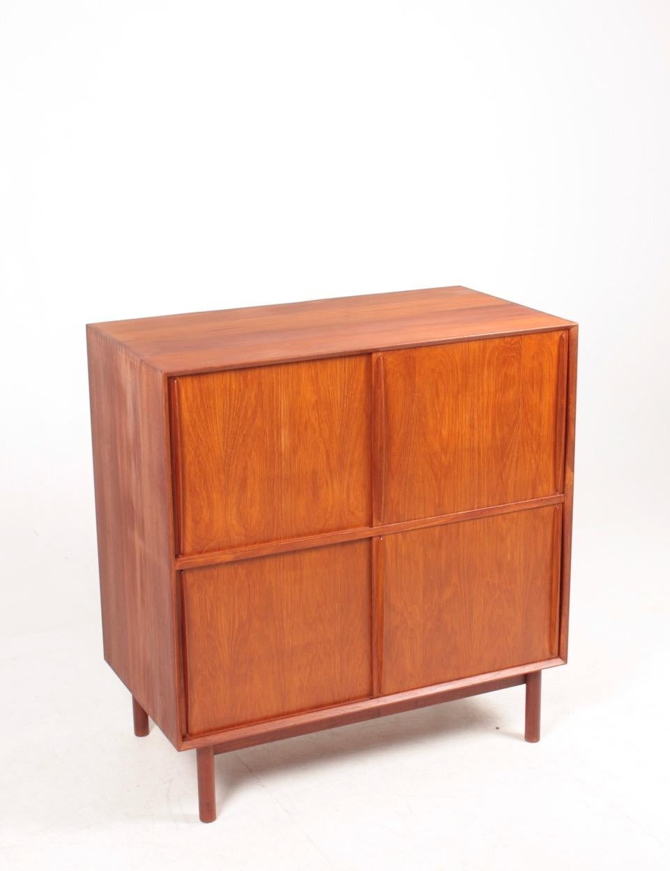 Scandinavian Modern Midcentury Cabinet in Solid Teak Designed by Hvidt & Mølgaard, 1950s