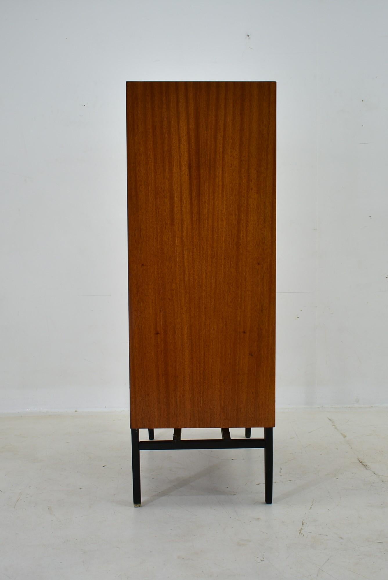 Midcentury Schrank oder Highboard von František Mezulánik für UP Závody, 1960er Jahre im Angebot 6