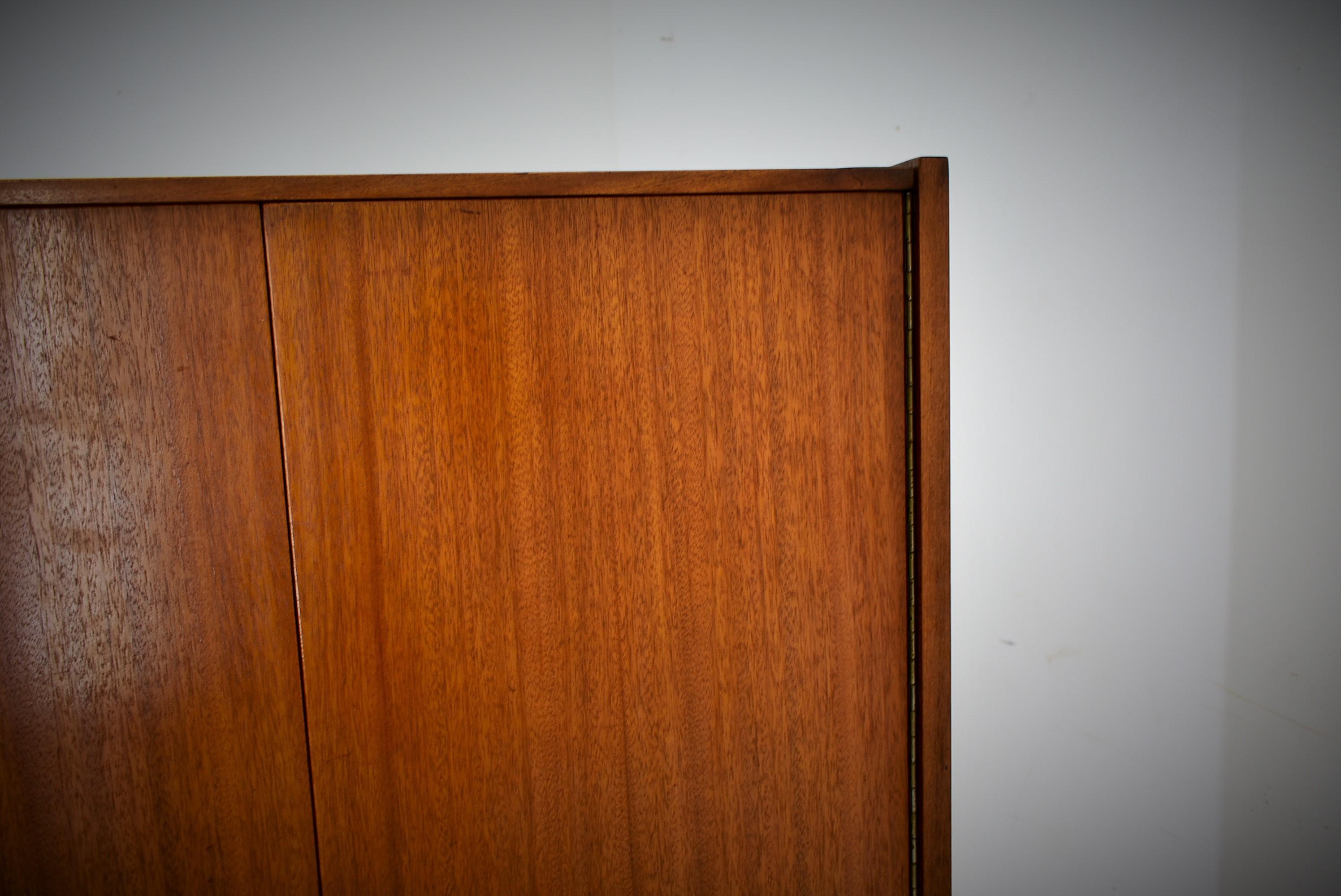 Midcentury Schrank oder Highboard von František Mezulánik für UP Závody, 1960er Jahre im Zustand „Gut“ im Angebot in Praha, CZ