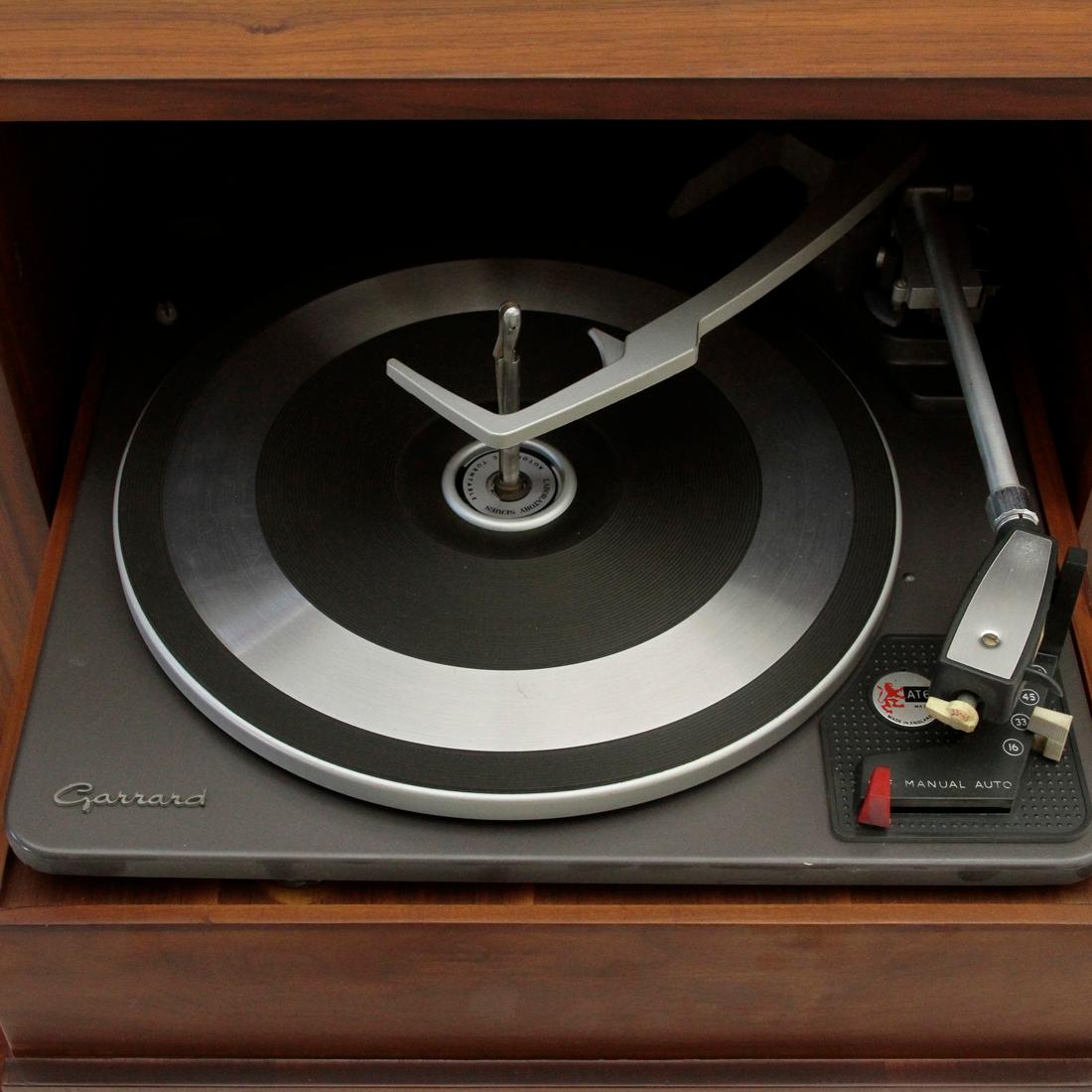 philco record player radio in wood cabinet